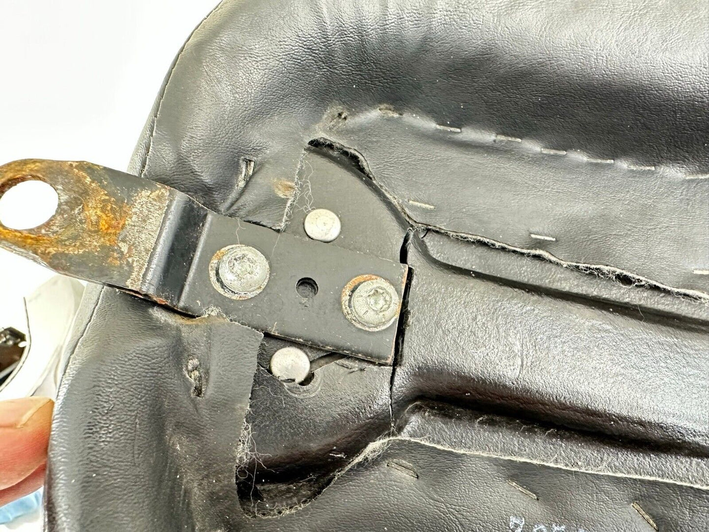 2003 HARLEY SOFTAIL DEUCE OEM Seat + Driver Backrest