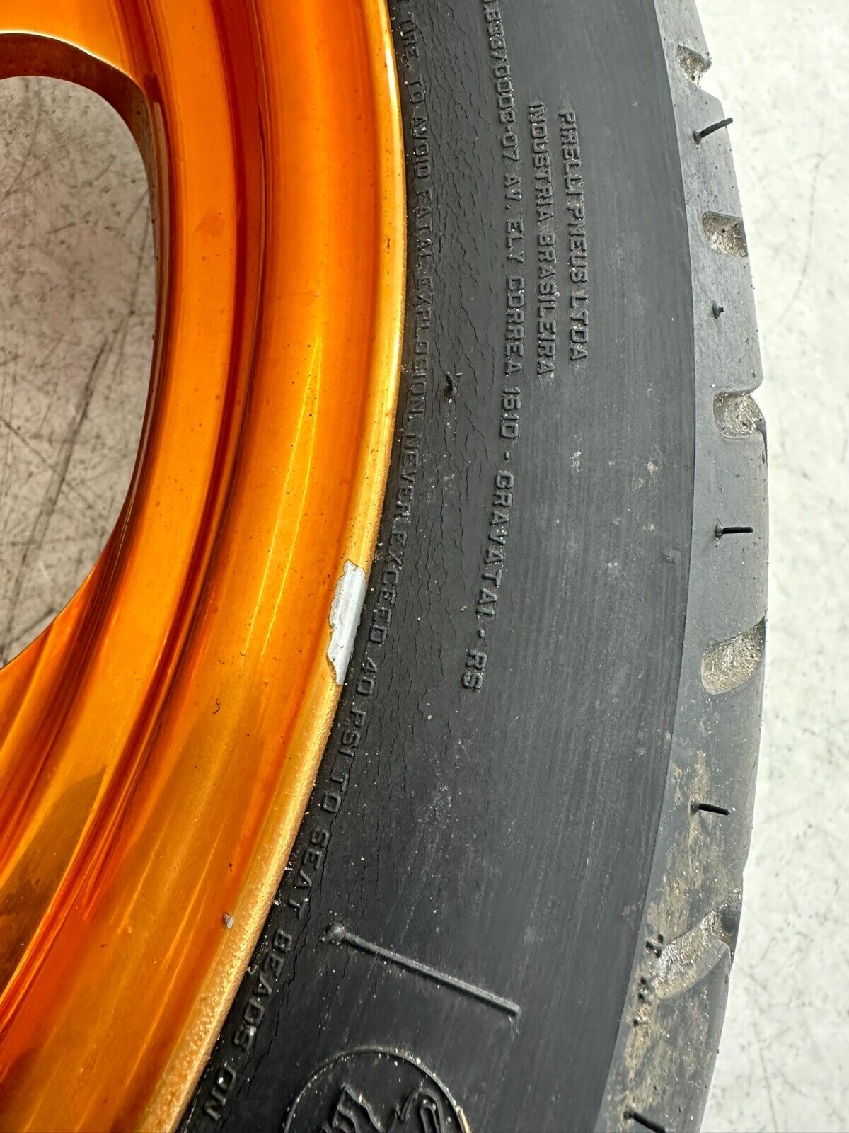 2006 Victory Kingpin 18x3 Front Wheel Rim/Orange