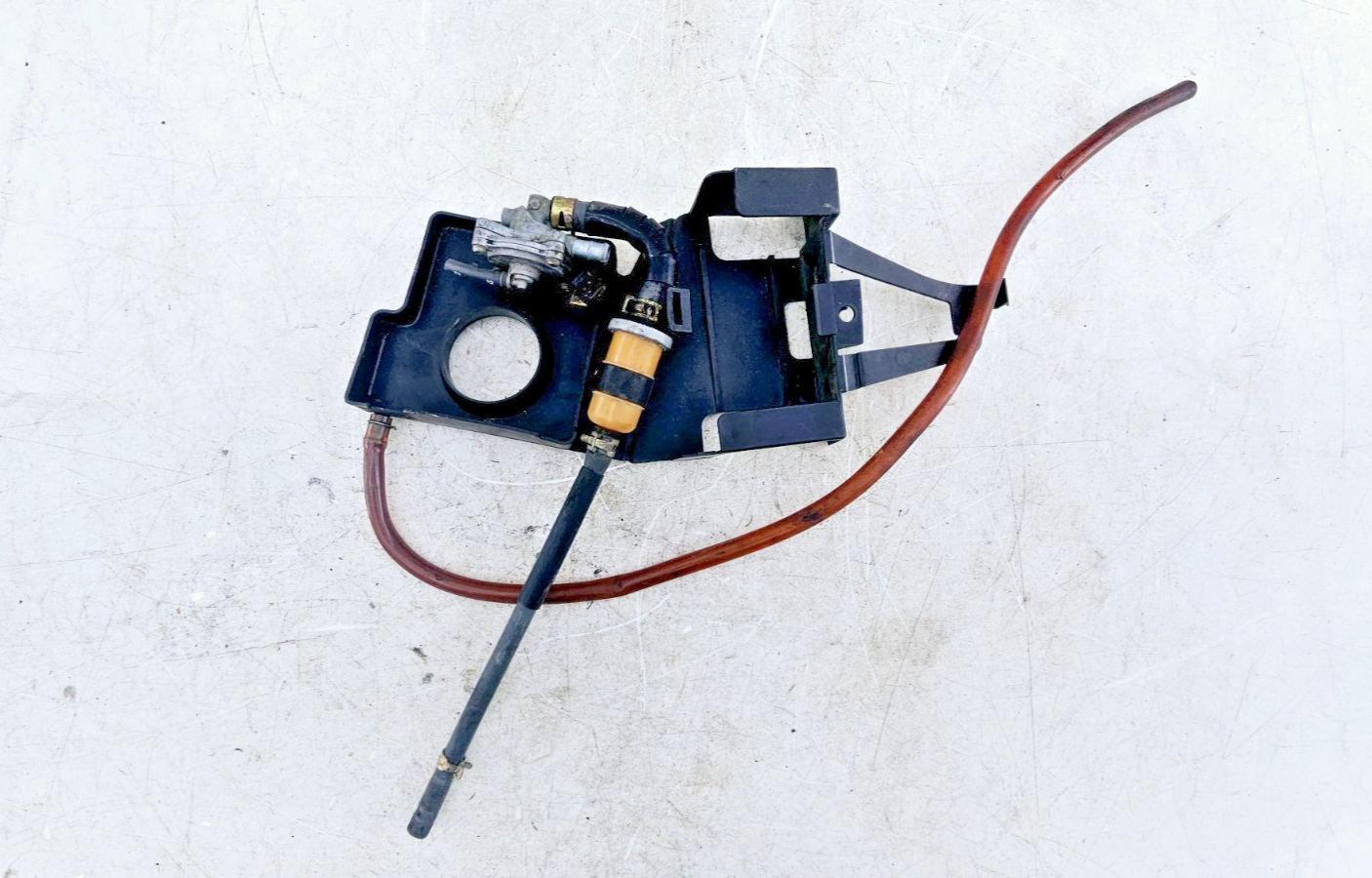 1993 HONDA GOLDWING GL1500 Fuel Gas Petrol Tank Petcock Valve + Filter Tray