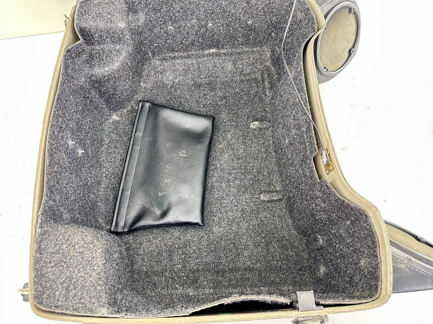 2004 HARLEY FLH ELECTRA GLIDE Trunk Tour PAC Pack Rack Speakers