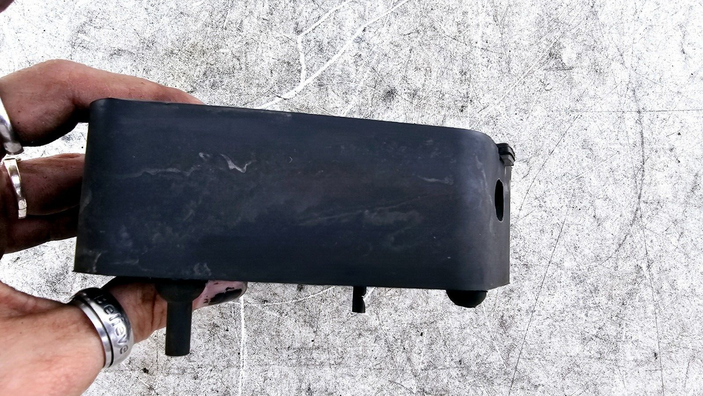 1994 HARLEY FLH ELECTRA GLIDE Fuses & Fuse Block Box Housing Panel