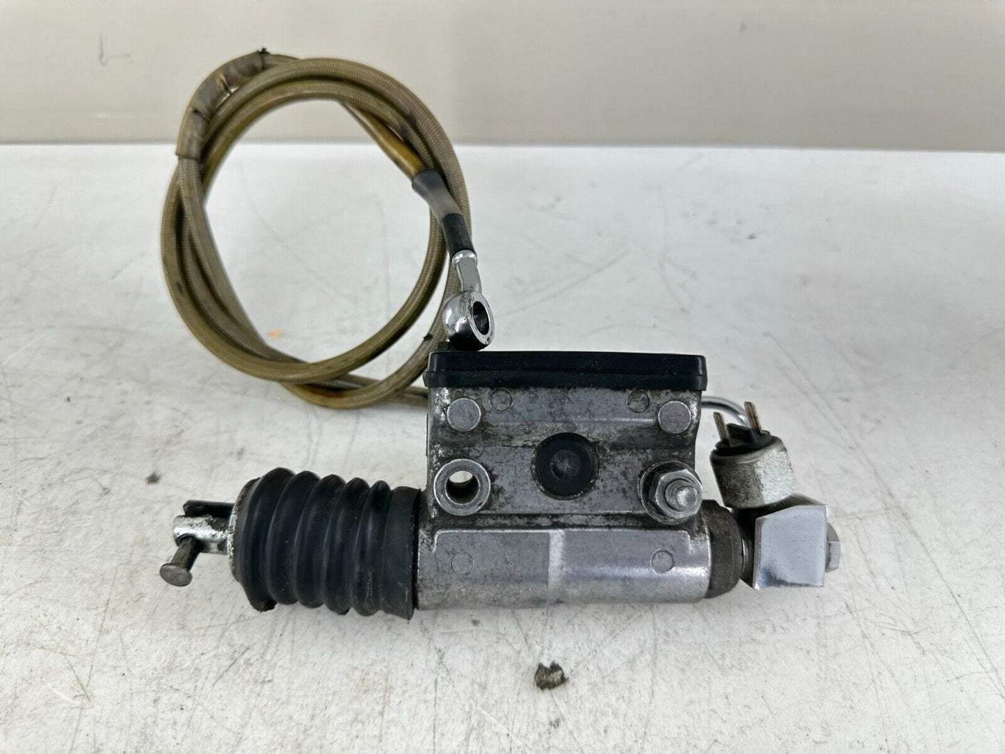 1999 HARLEY DAVIDSON SOFTAIL Rear Brake Master Cylinder & Braided Hose