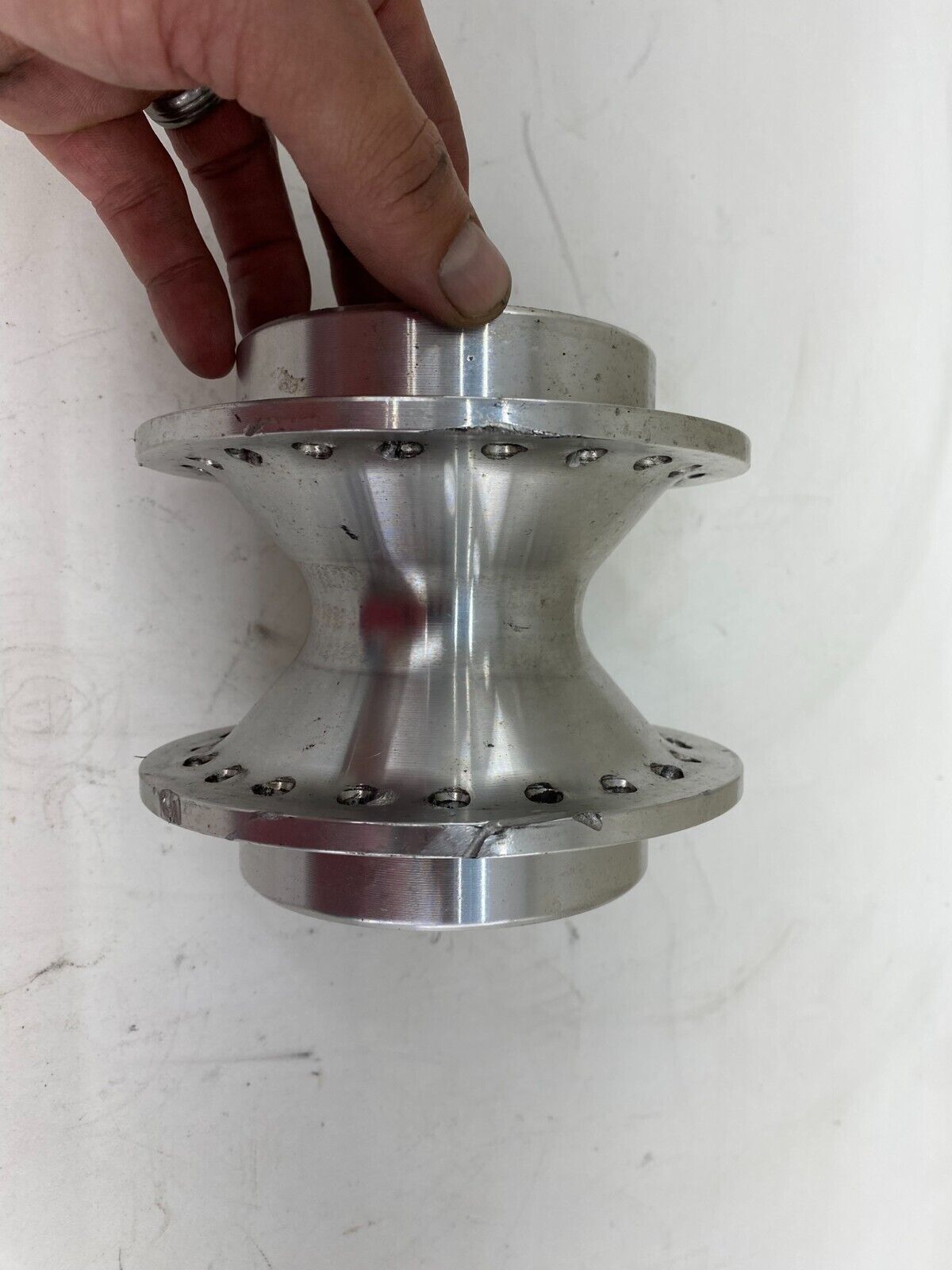 06-17 Harley Davidson Dyna Street Bob Front Wheel Hub w/ 1" Bearings
