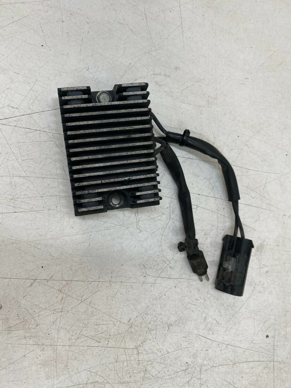 2005 HARLEY DAVIDSON SPORTSTER Battery Voltage Regulator