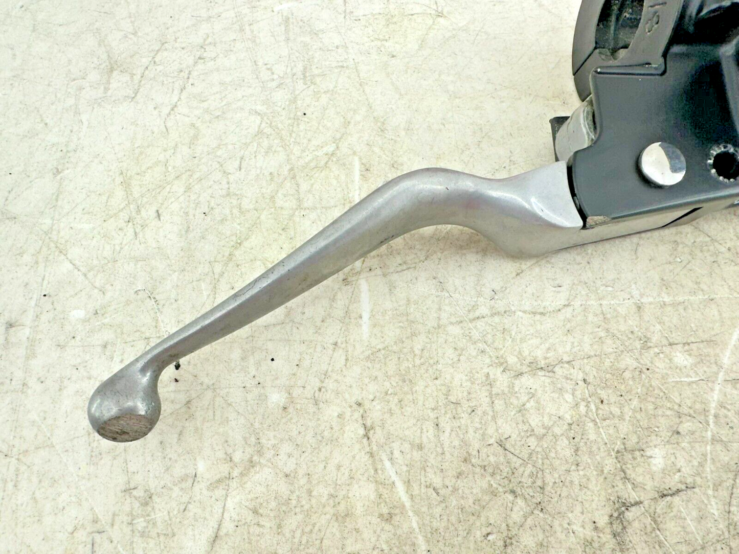 1995 HARLEY SOFTAIL Front Brake Master Cylinder OEM HD