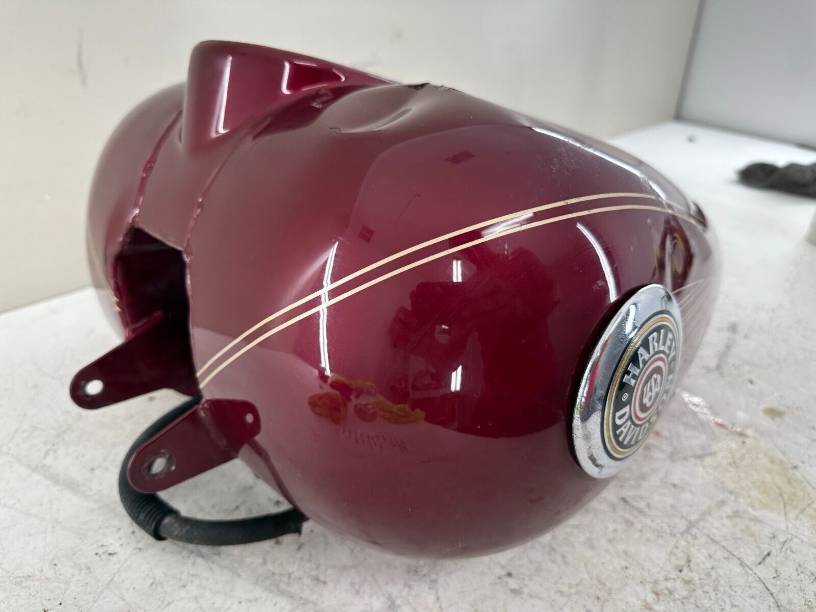 2004 HARLEY FLH ELECTRA GLIDE Gas Tank Red OEM HD