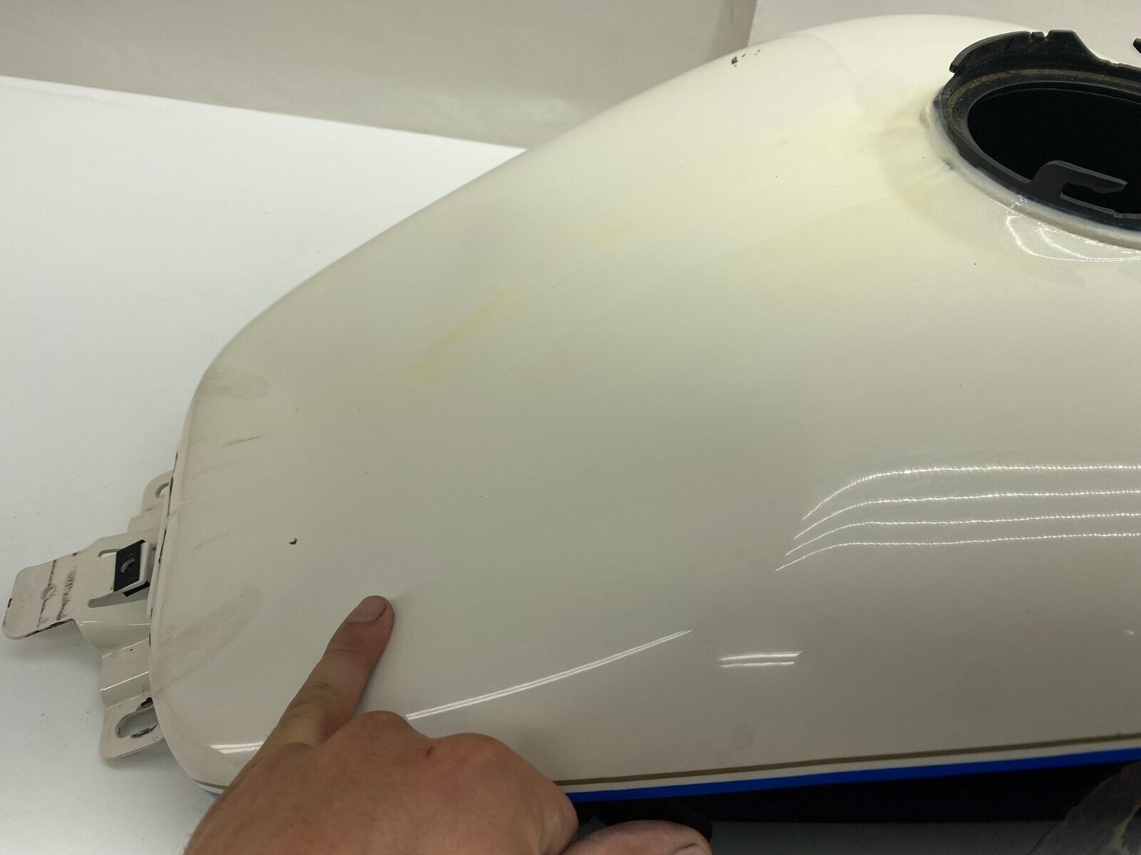 2014 Harley Davidson Electra Glide Gas Fuel Tank EFI Clean Inside