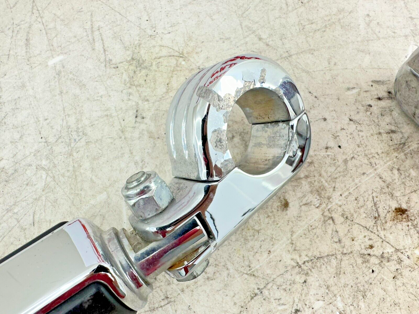2007 Harley Electra Glide CVO Chrome Airflow Highway Crash Bar Pegs Foot Rest
