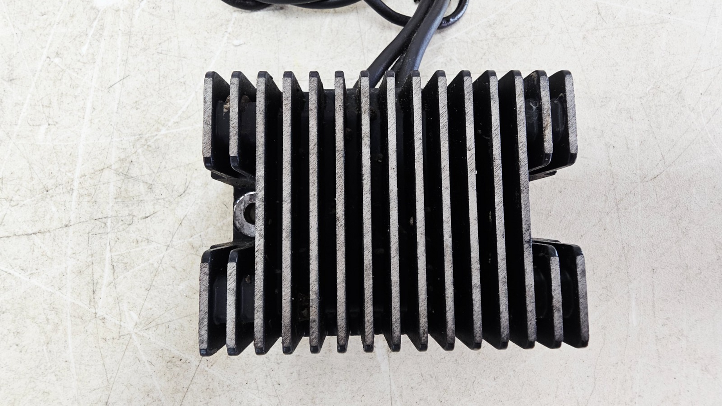 1993 HARLEY SOFTAIL OEM Voltage Regulator Rectifier