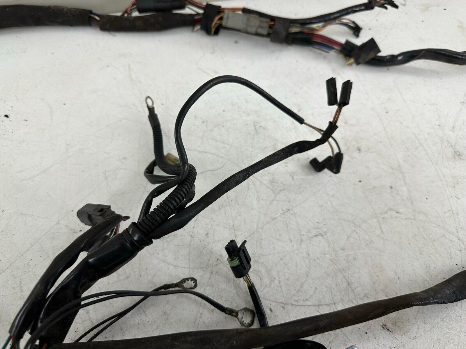 2000 HARLEY DAVIDSON DYNA MAIN WIRING HARNESS LOOM FUSE RELAY