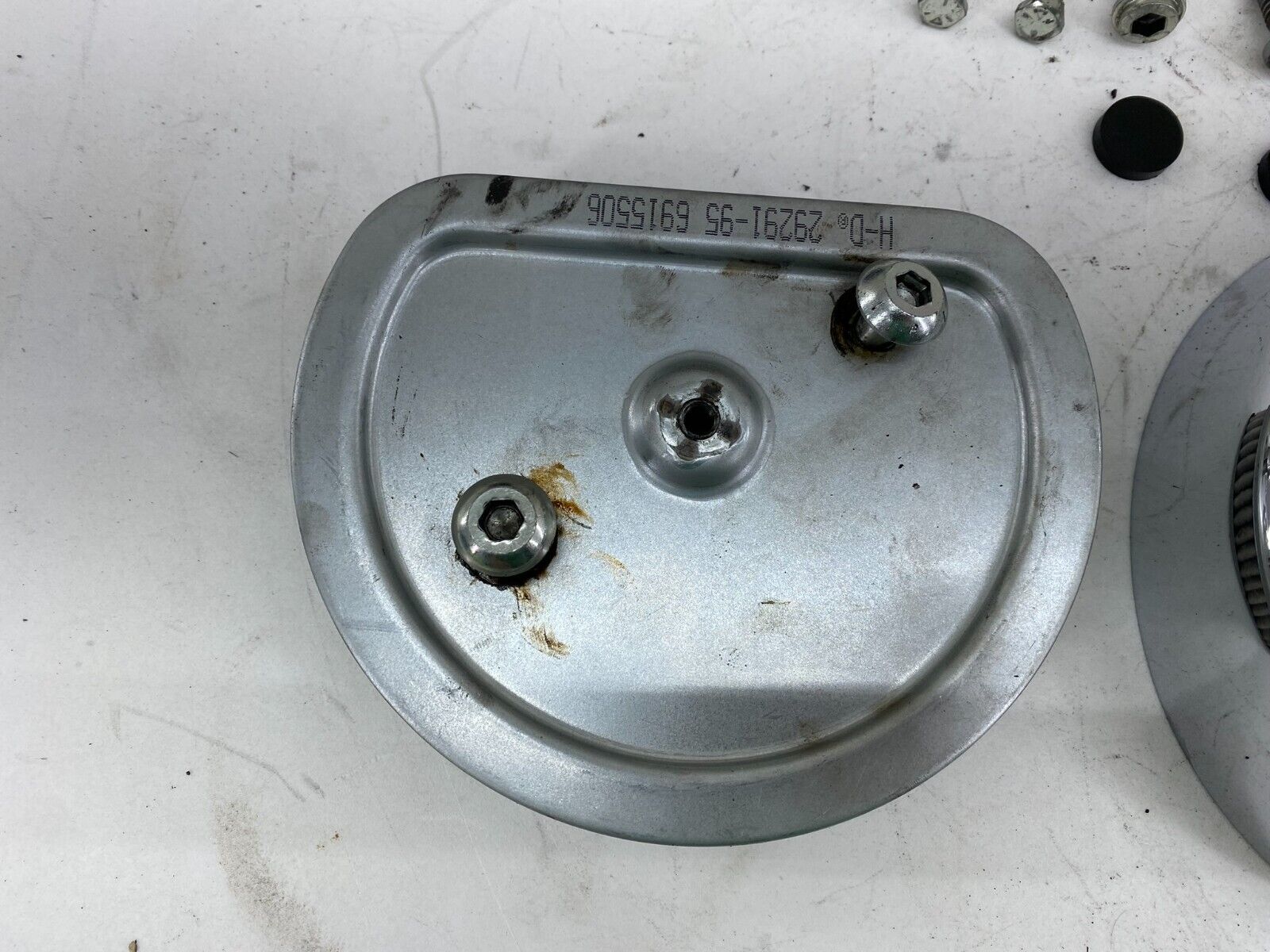 1995 HARLEY ELECTRA GLIDE Chrome Air Filter Housing Backing Plate Hardware
