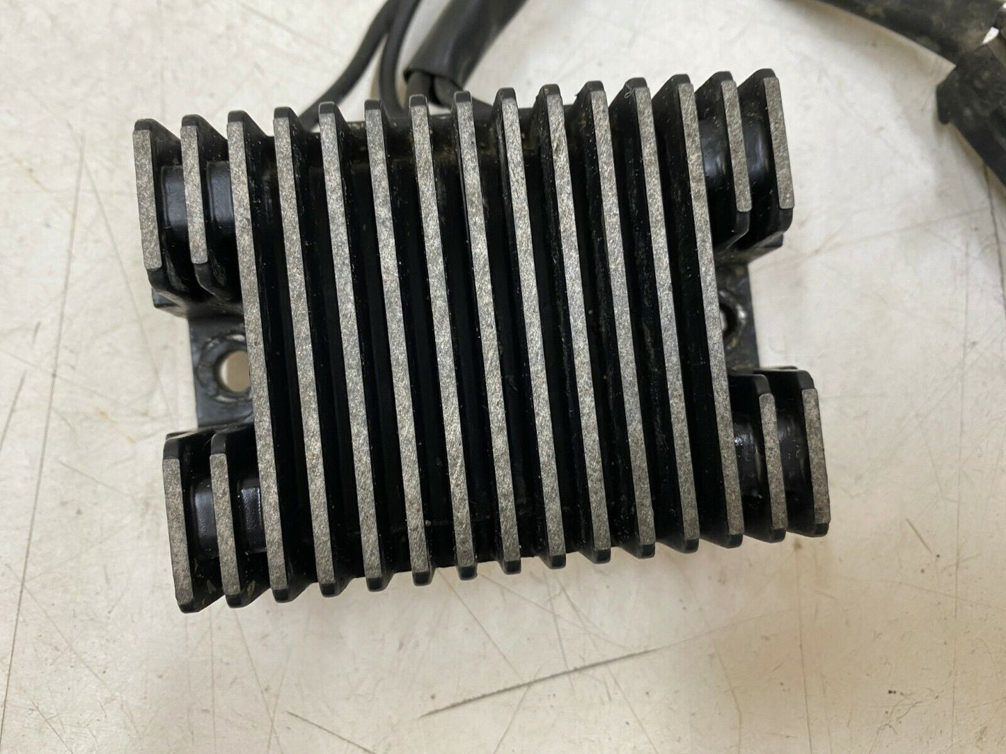 2004 HARLEY SPORTSTER BATTERY VOLTAGE REGULATOR