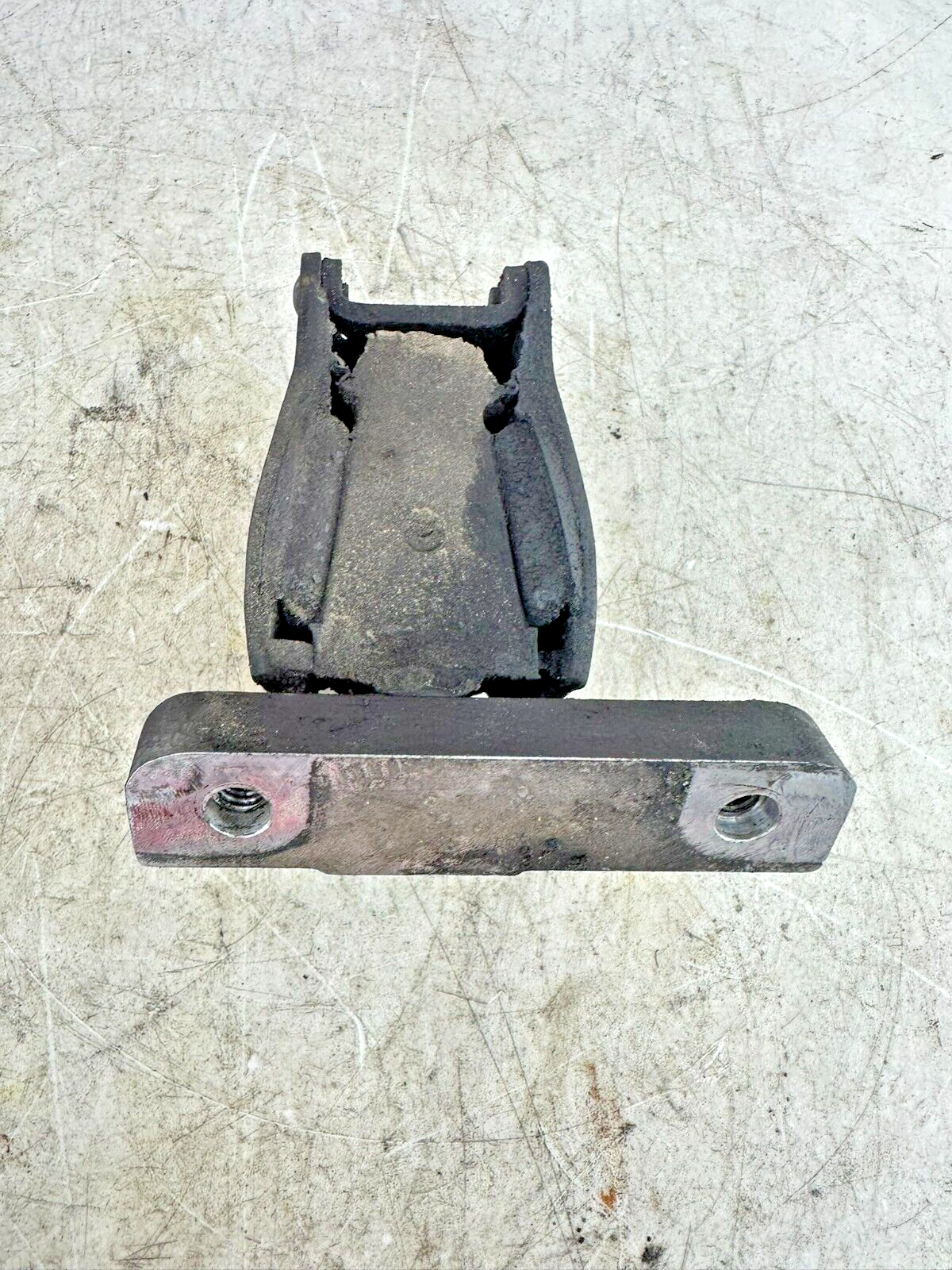 2002 HARLEY DYNA LOW RIDER Front Engine Motor + Rear Transmission Rubber Mounts