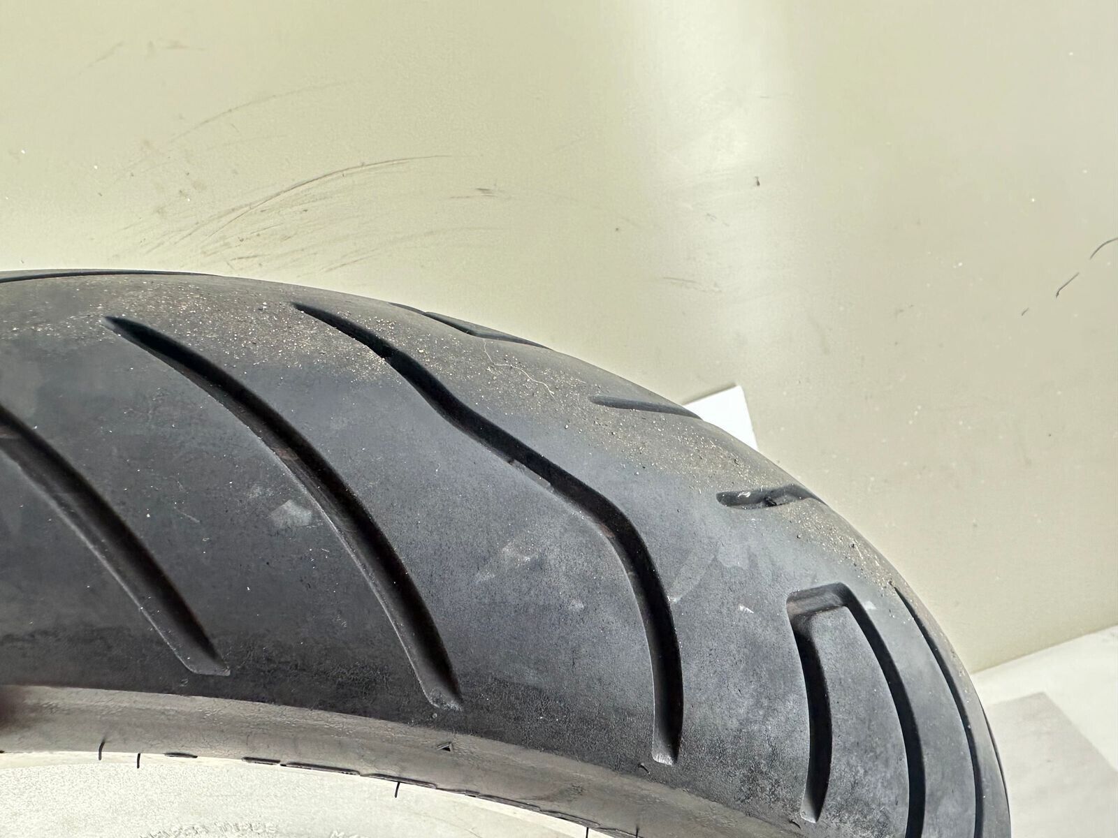 2000 Up HARLEY SOFTAIL Fatboy Solid Front Wheel Rim + Nice Tire 16”