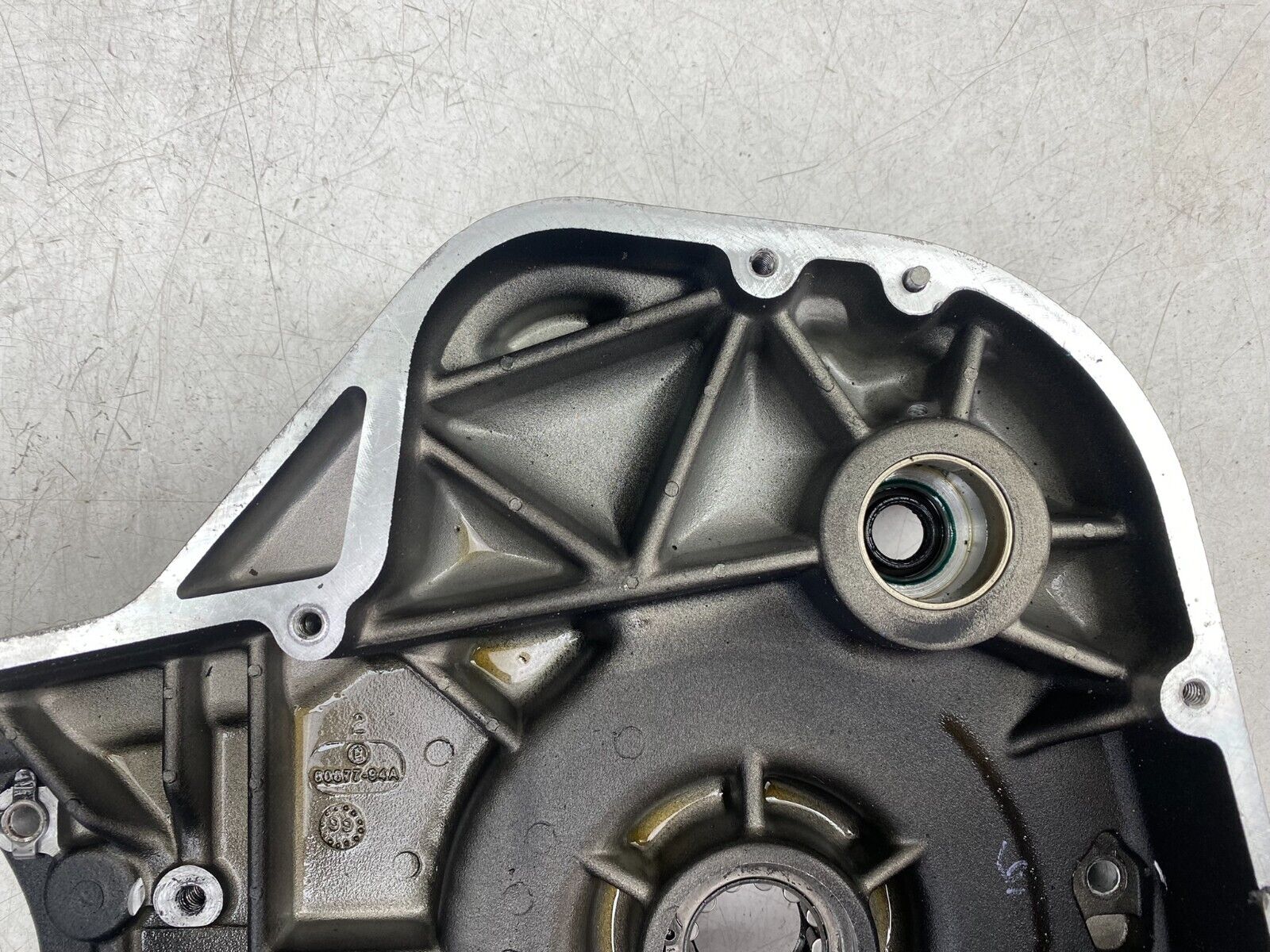 2000 HARLEY DAVIDSON FLH ROADKING INNER PRIMARY CLUTCH HOUSING CASE BACKING PLAT