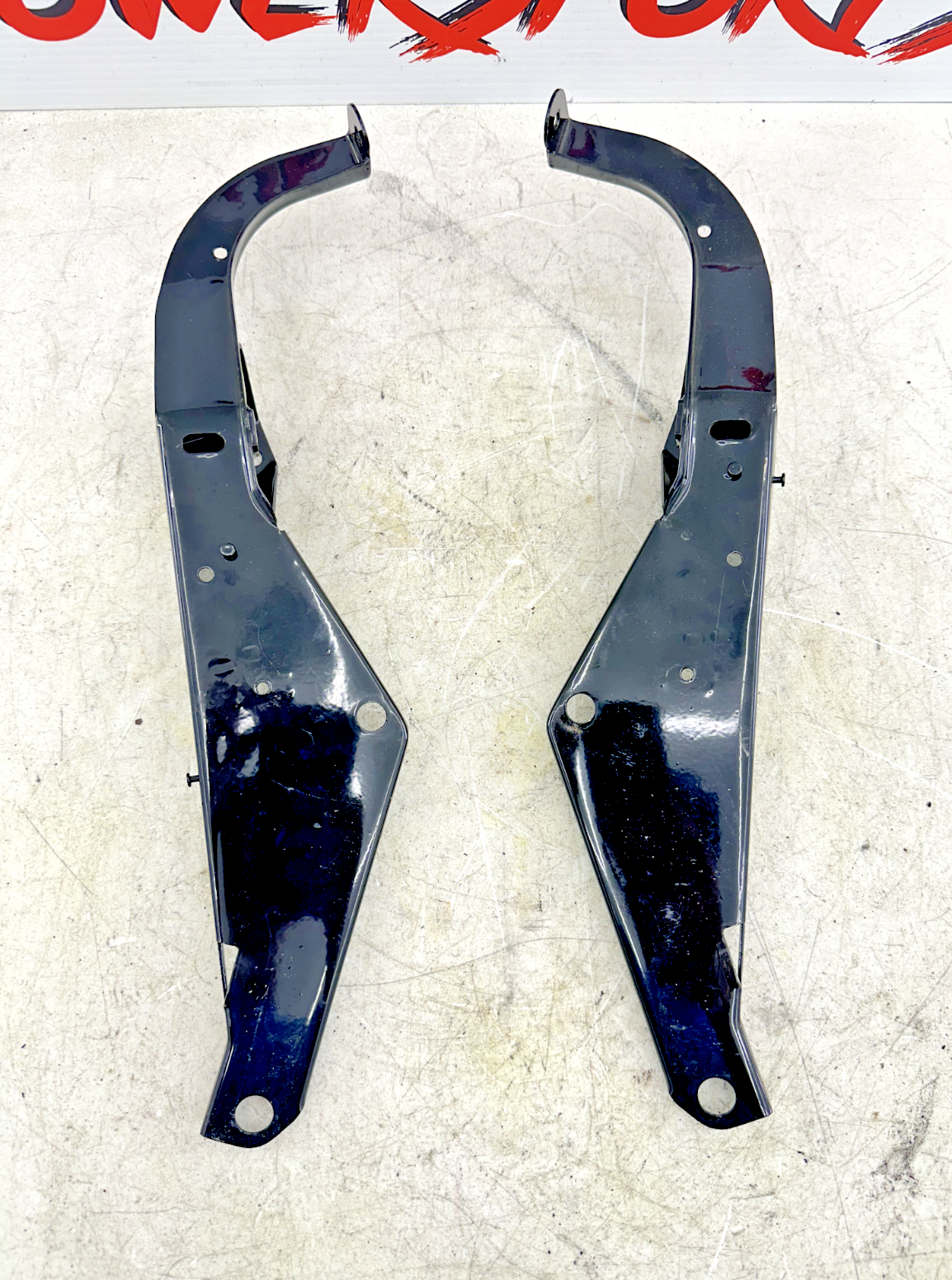 2003 HARLEY ELECTRA GLIDE classic Main Upper Batwing Fairing MTG Frame Bracket