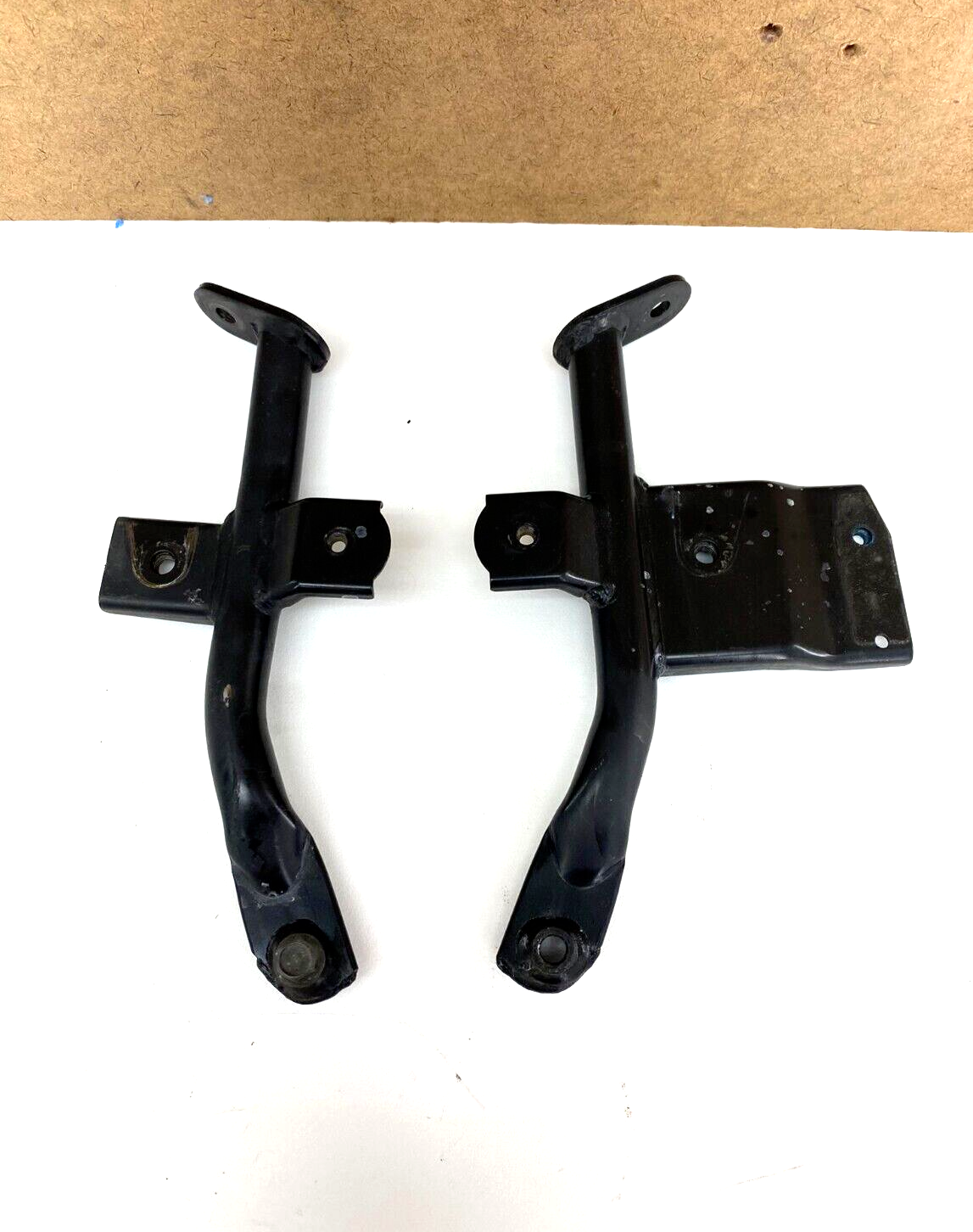 2005 YAMAHA ROYAL STAR 1300 XVZ1300CT Tour Deluxe Saddlebag Mounting Bracket