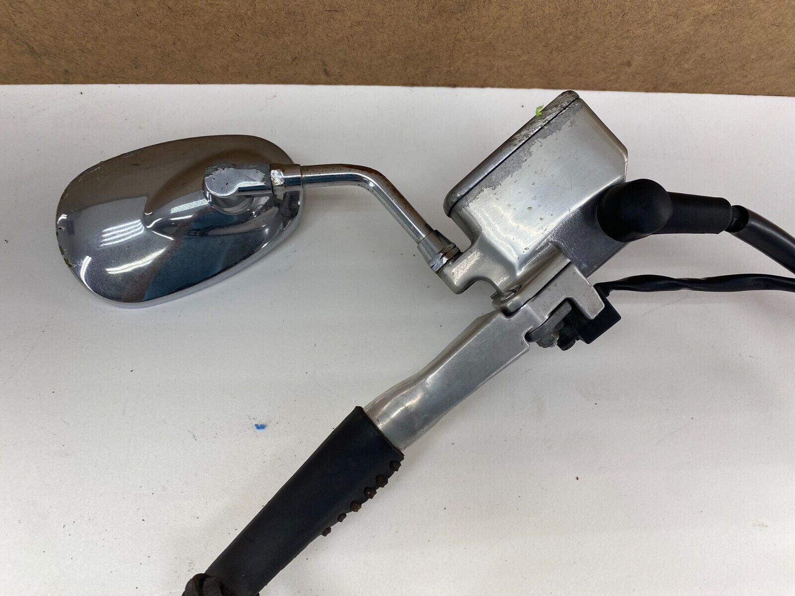 2005 YAMAHA ROYAL STAR 1300 Tour Deluxe Front Brake Master Cylinder Caliper Hose