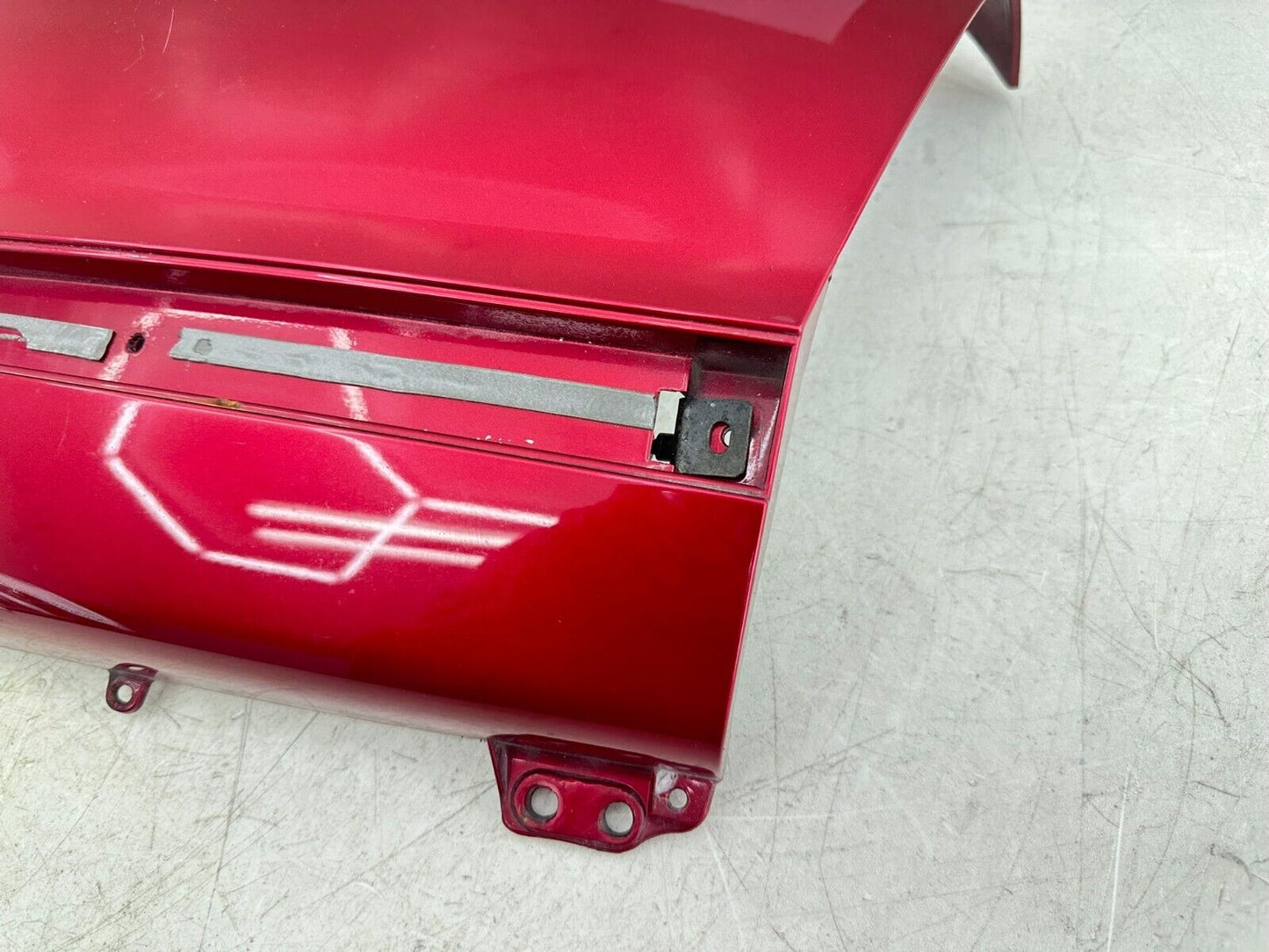 2004 Honda Goldwing GL1800 Red Left Outer Saddlebag Lid Cover Case