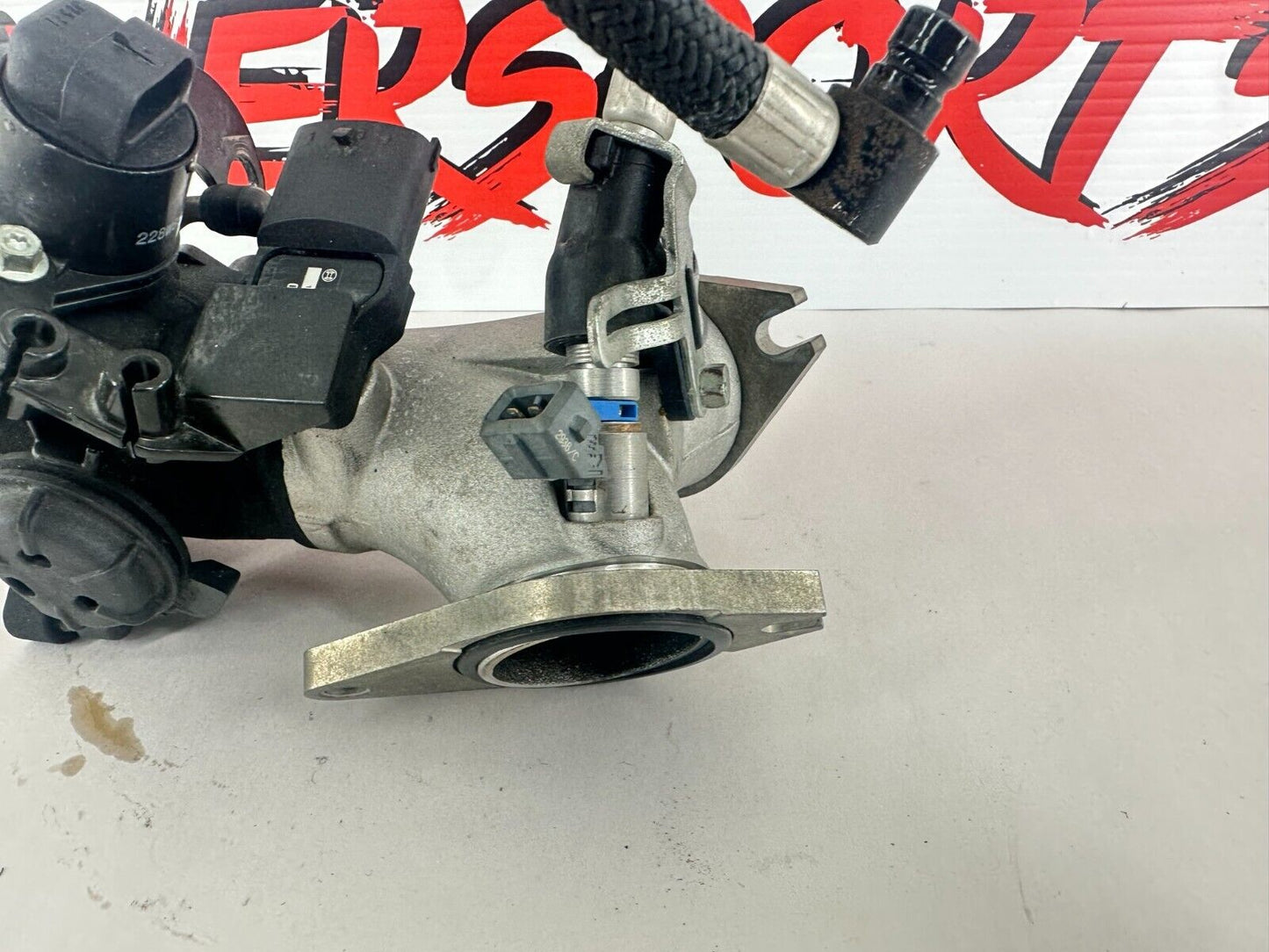 2012 HARLEY SPORTSTER CUSTOM THROTTLE BODY INTAKE MANIFOLD INJECTORS 4K MILES