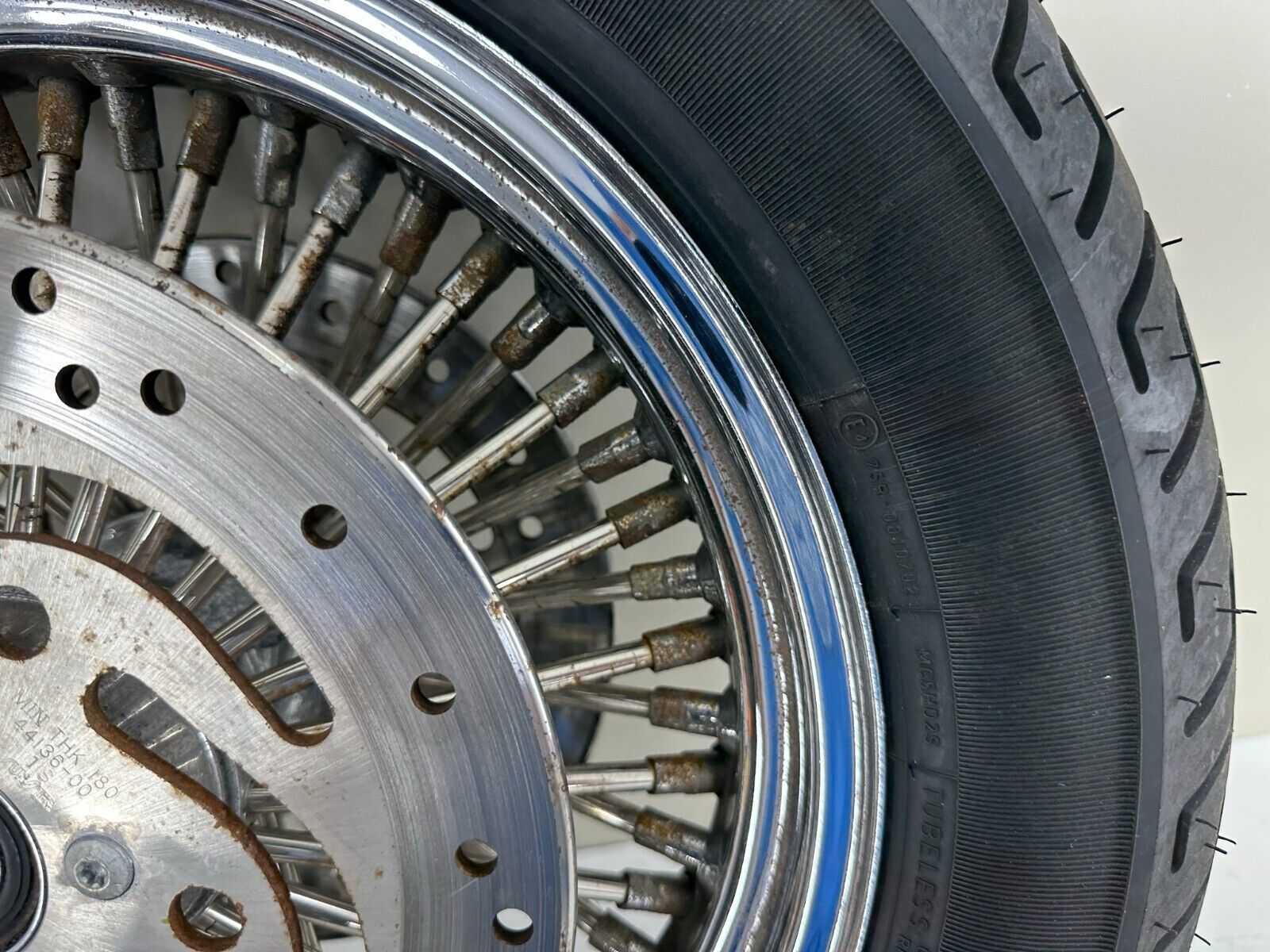 2005 HARLEY FLH ROADKING 16" Front Wheel Rim Oversize Spoke Tire