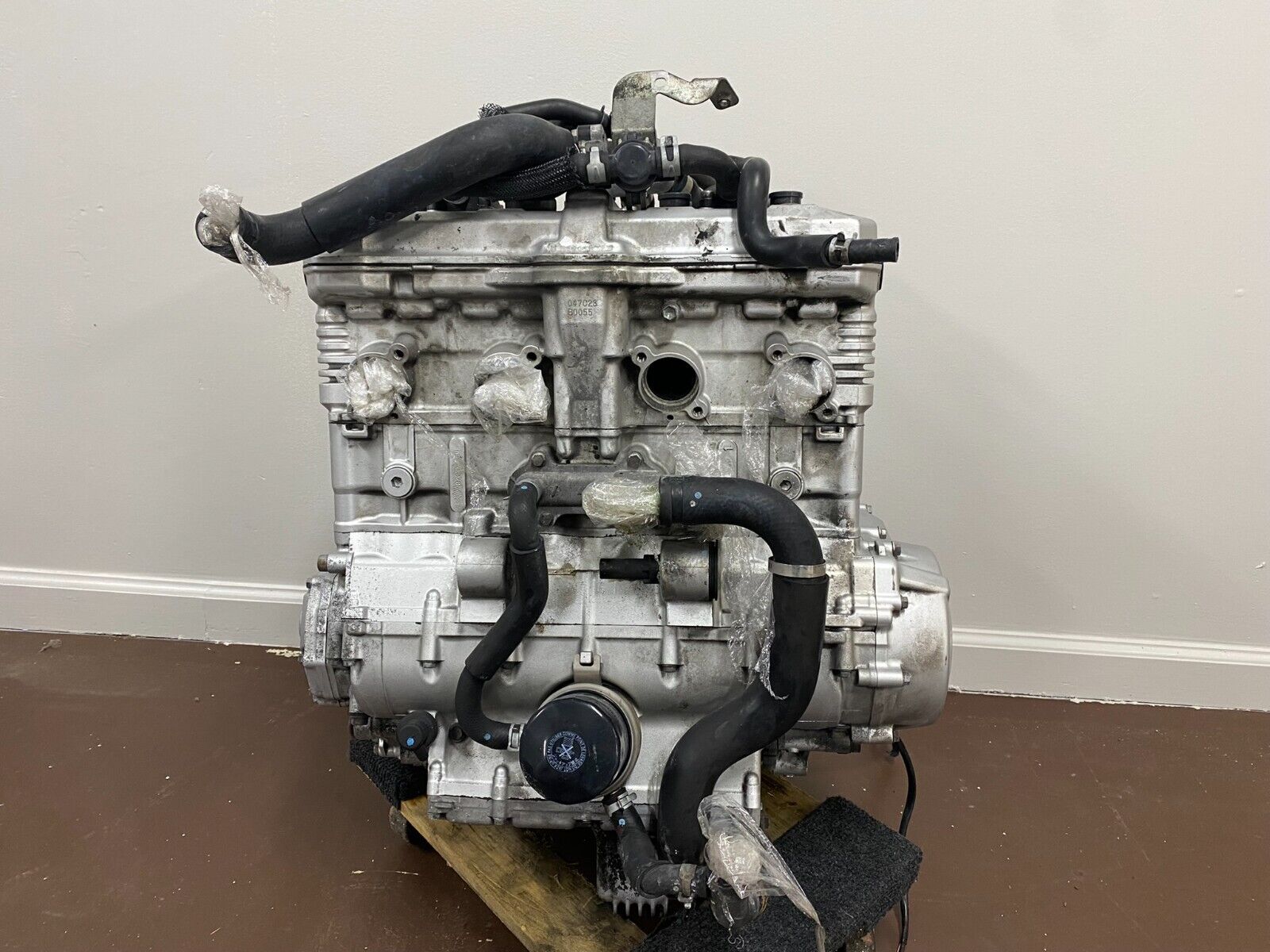 2007 SUZUKI BANDIT 1250 1250S Engine Motor Transmission Gearbox Charging System