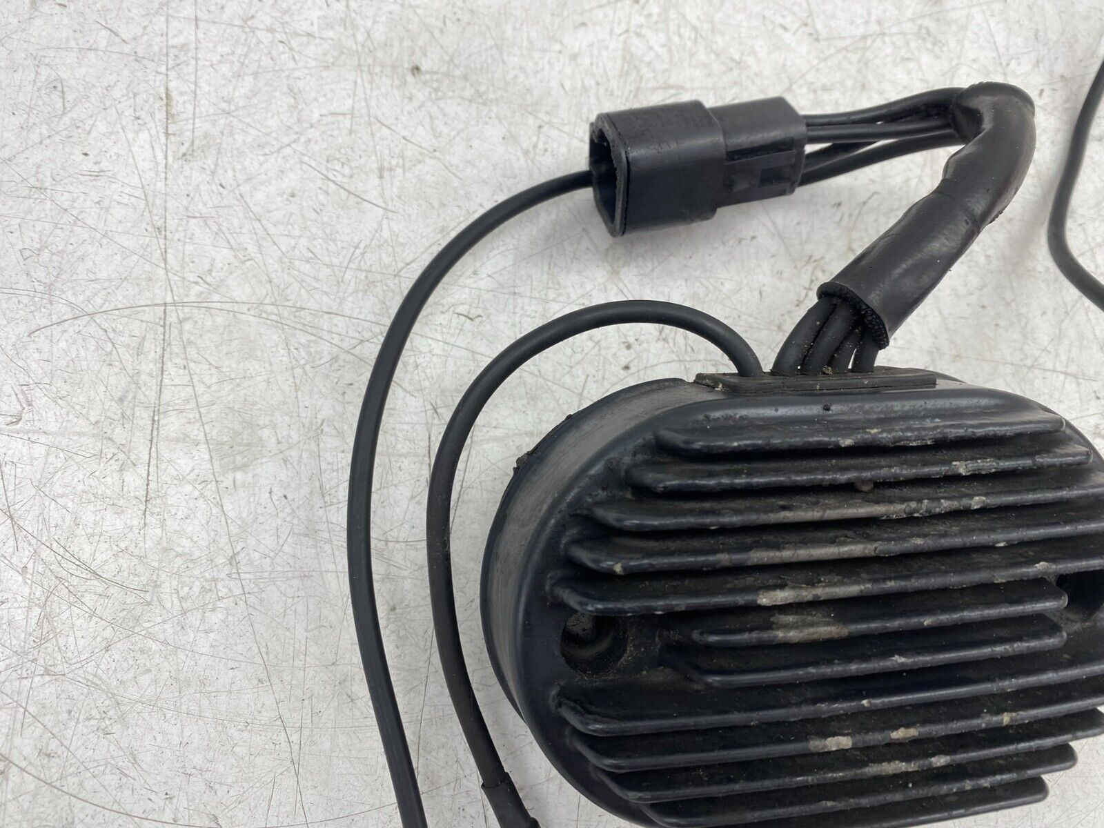2001 HARLEY SOFTAIL Deuce Battery Voltage Regulator