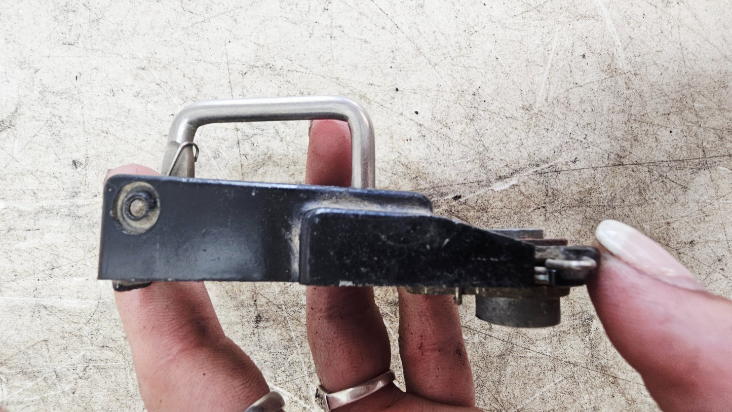 1995 HONDA GOLDWING GL1500 Trunk Helmet Lock Latch Holder Saddlebag Lever