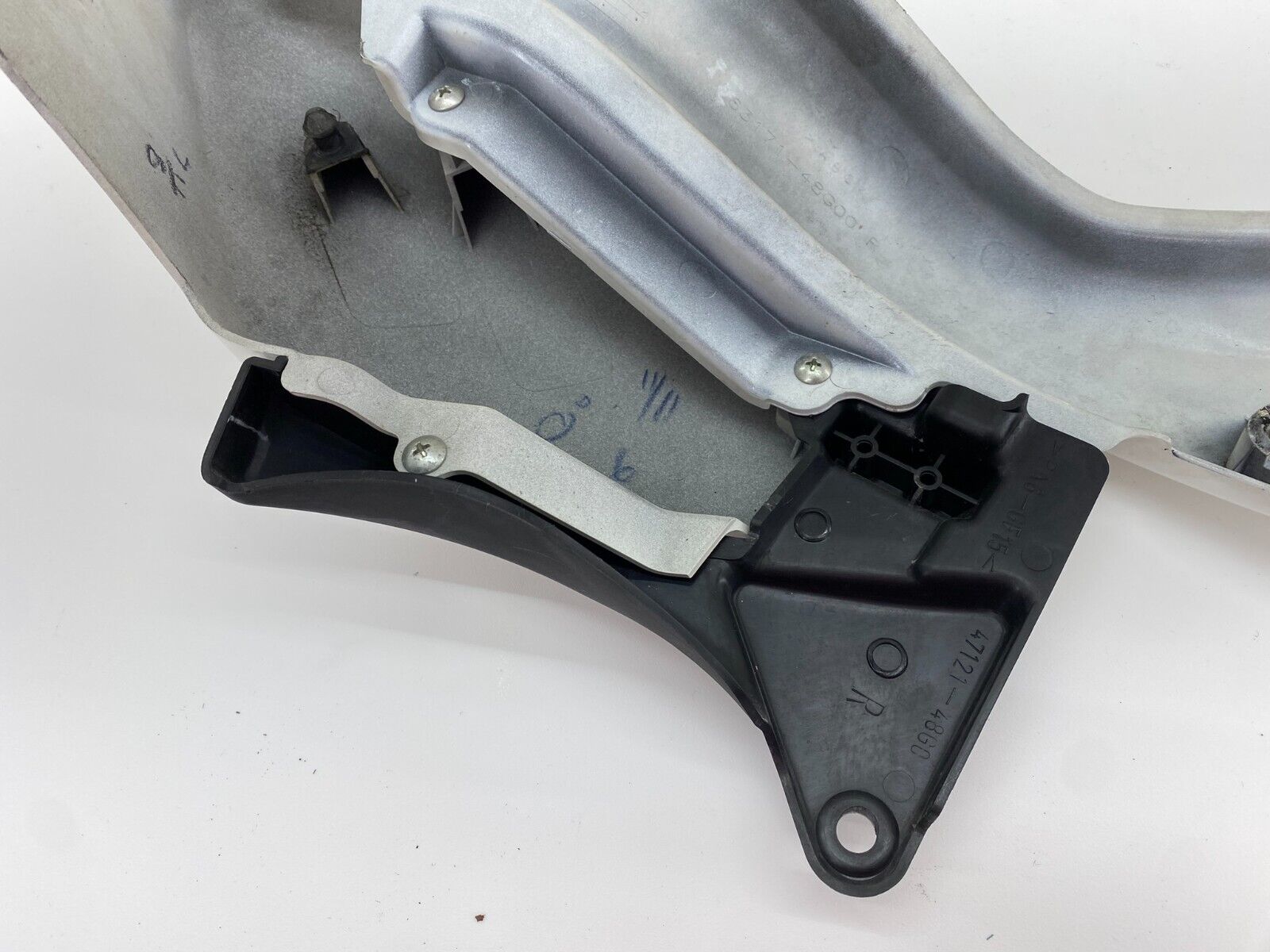 06-17 SUZUKI BOULEVARD M109R VZR1800 Right Side Cover Fairing Cowl