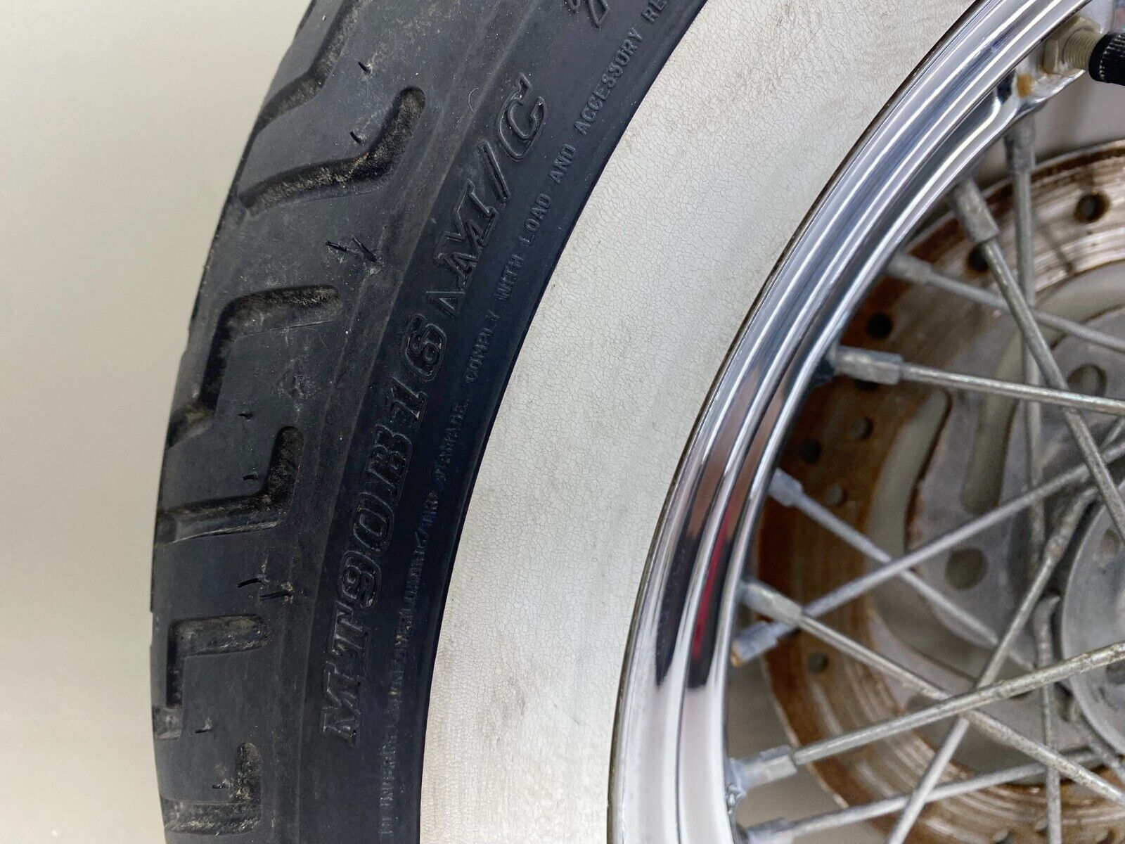 2003 HARLEY DAVIDSON SOFTAIL Heritage Front Wheel Rim Tire Spoke Laced Whitewall