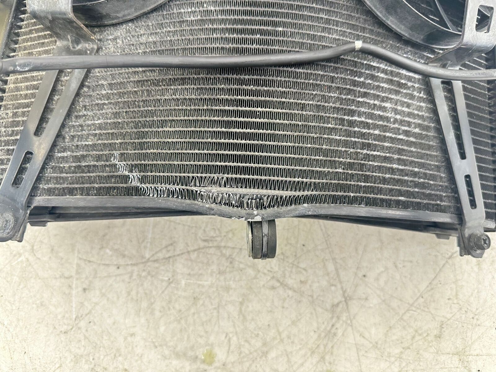 06-12 YAMAHA FJR 1300 Radiator + Cooling Fans + Hose
