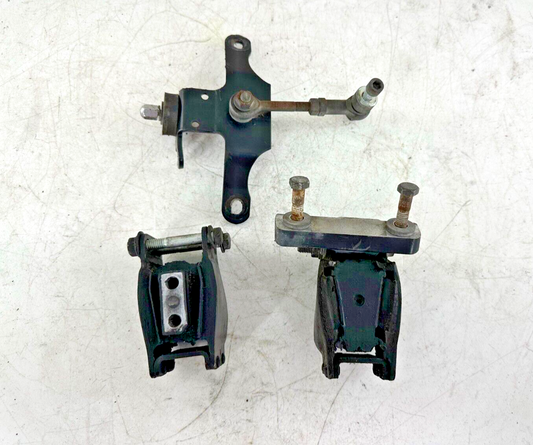 2003 HARLEY DAVIDSON DYNA Rubber Engine Motor Transmission Mount Bracket