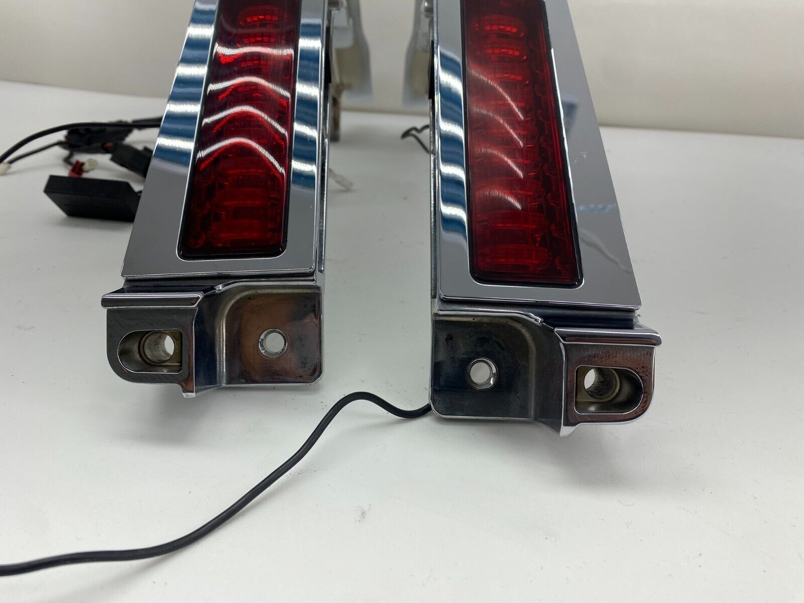 2014 Harley Electra Glide Chrome Rear Fender Strut w/ Custom Dynamics Lights