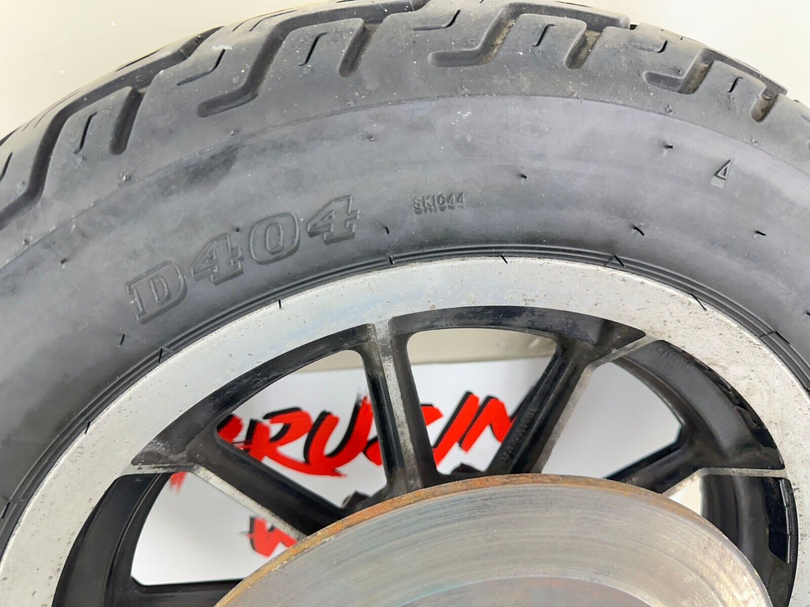 1999 HARLEY ELECTRA GLIDE 99 Down Rear Wheel Rim Tire 10 Spoke