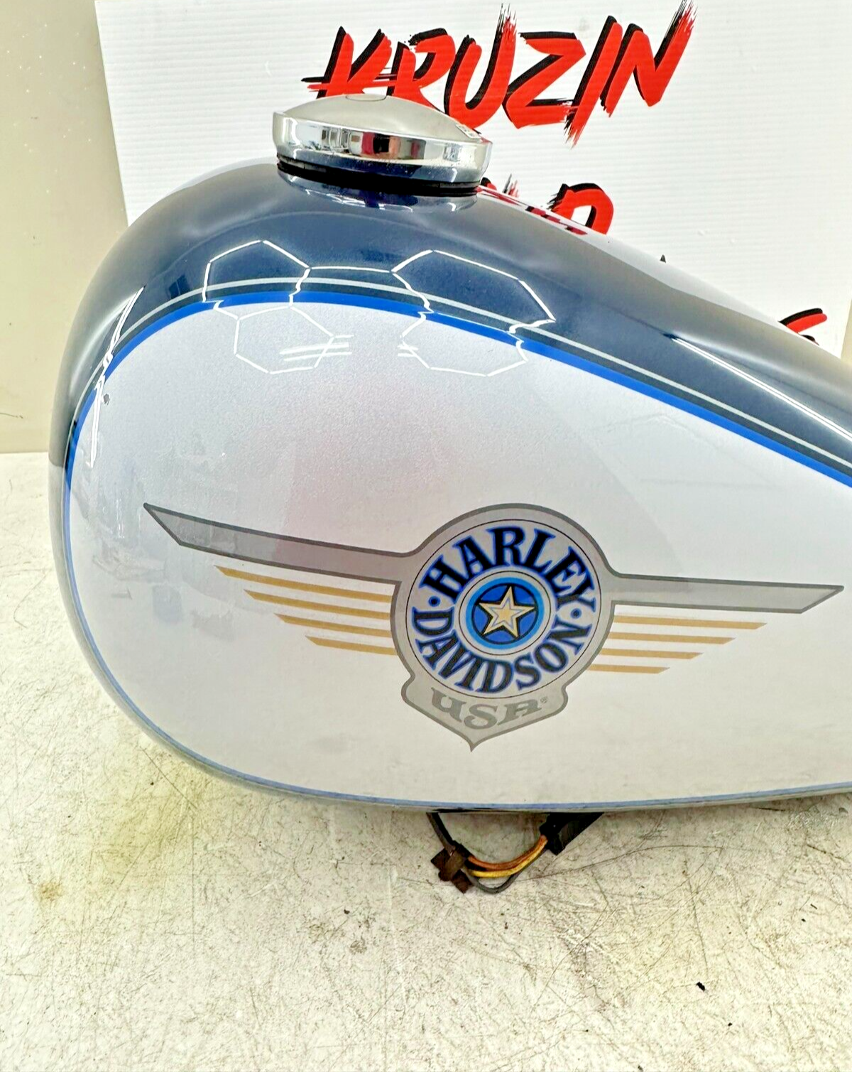 2002 HARLEY SOFTAIL OEM HD EFI Gas Fuel Tank Nice Paint