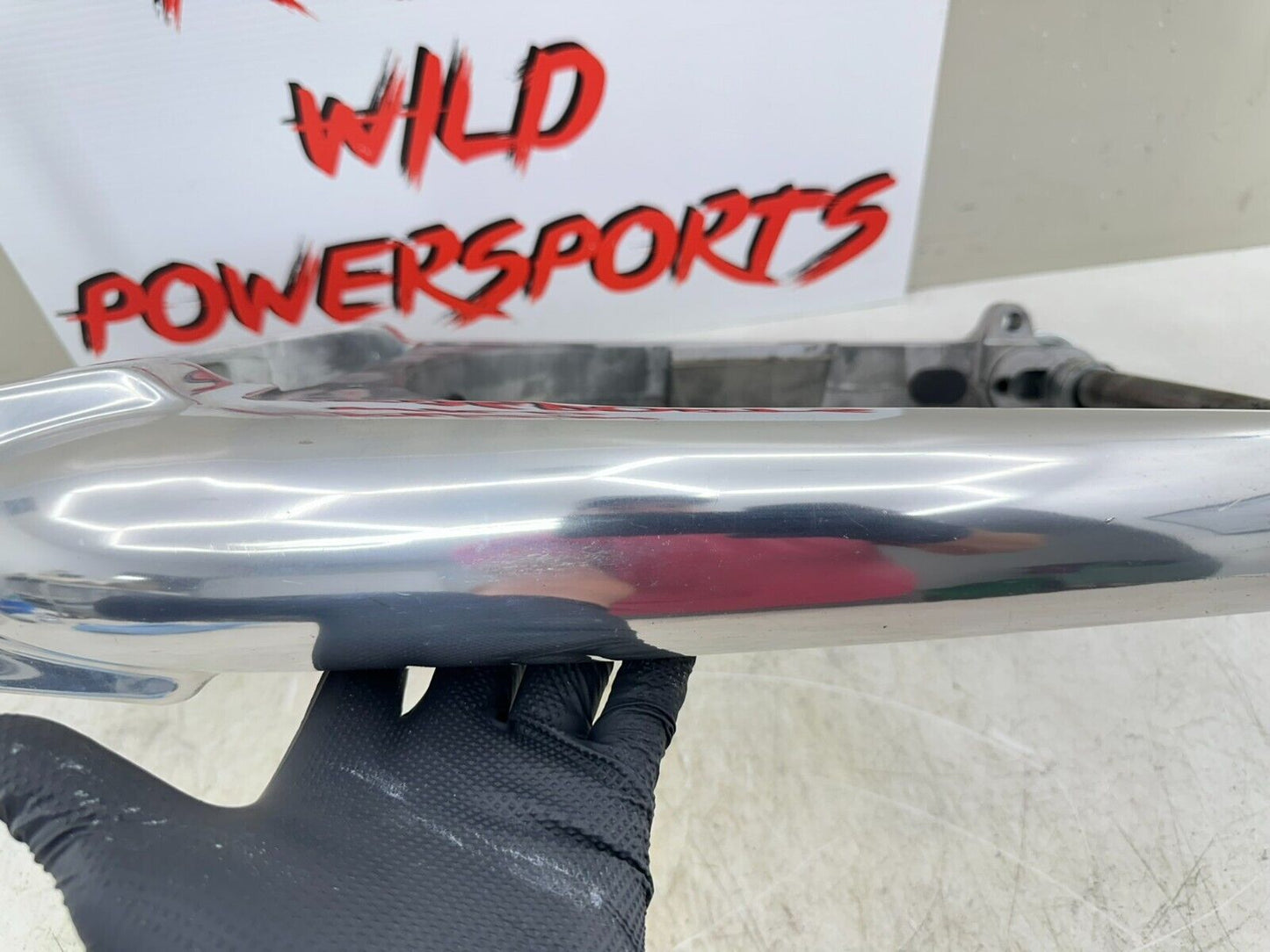 2003 Harley Davidson V Rod VRSCA Swingarm Polished W/ Axle + Mounting Bolt