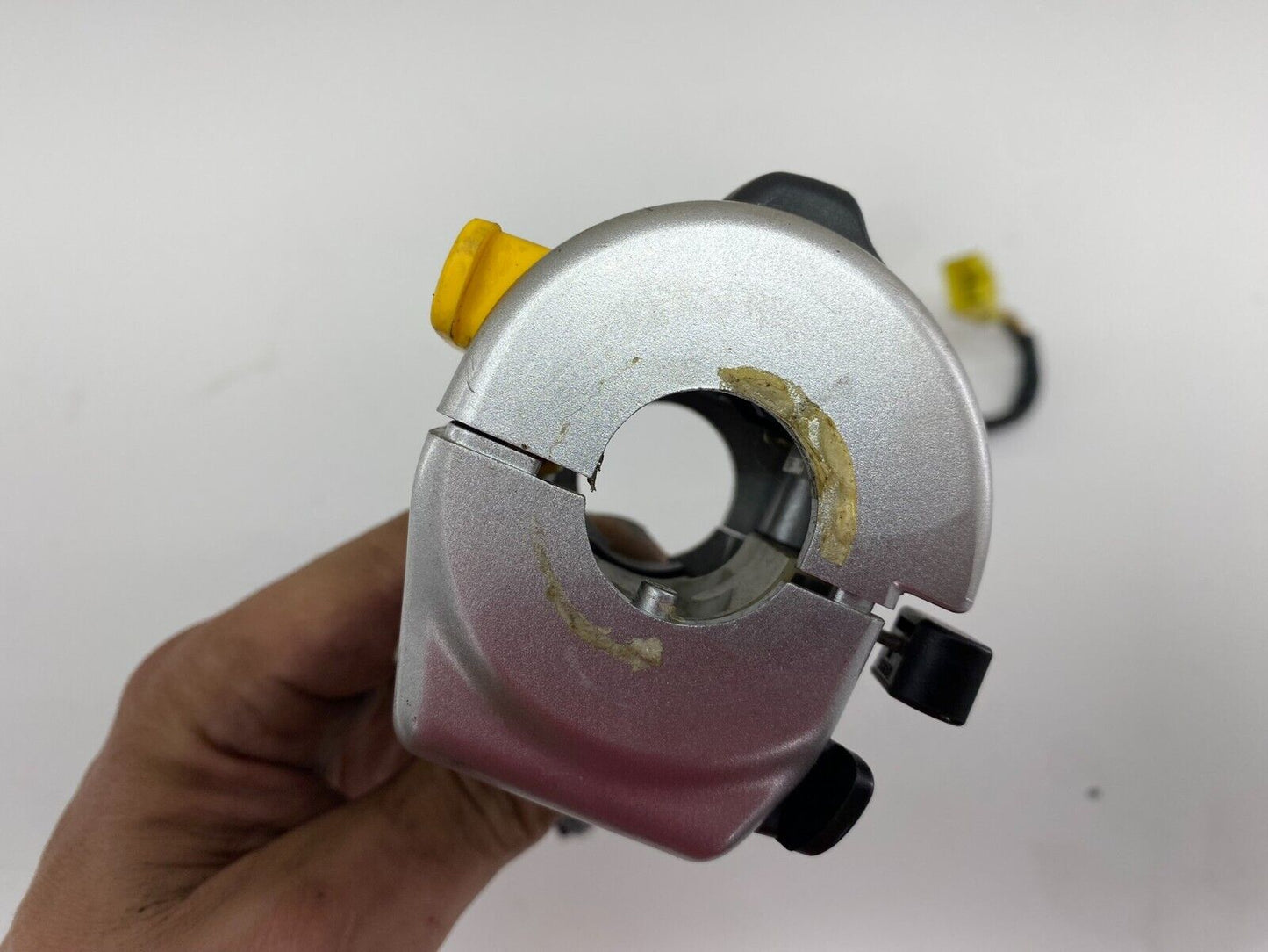 06-17 SUZUKI BOULEVARD M109R VZR1800 Left Hand Controls Switch Housing Buttons
