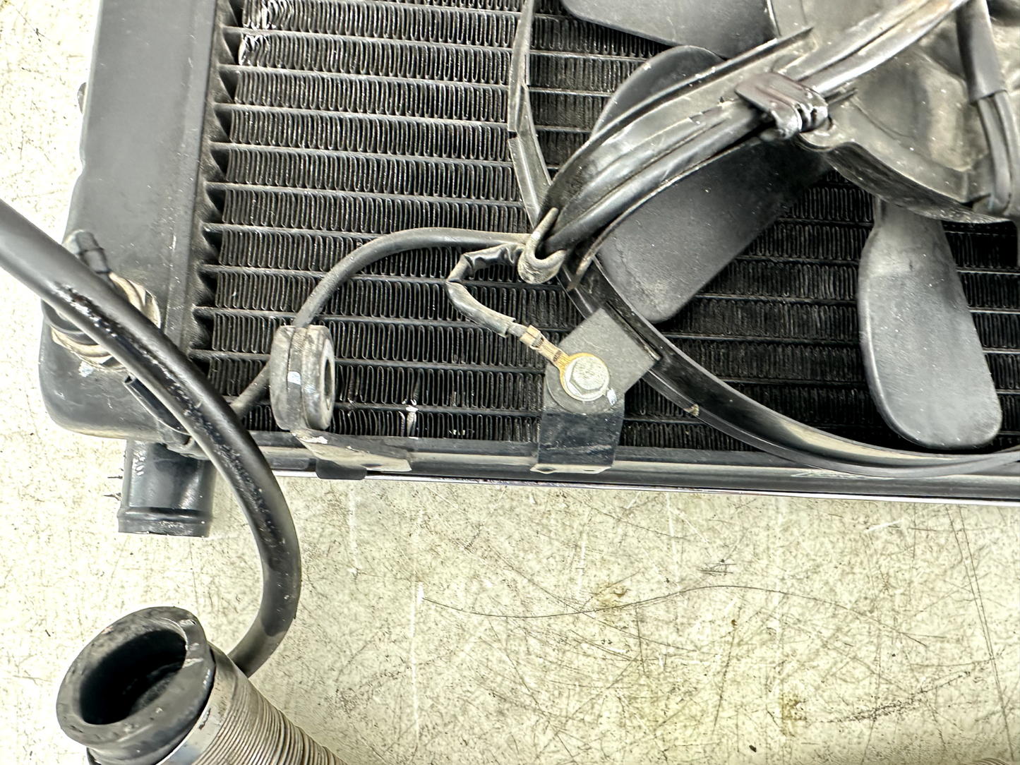 1999 HONDA VALKYRIE INTERSTATE Radiator + Chrome Grill Guard