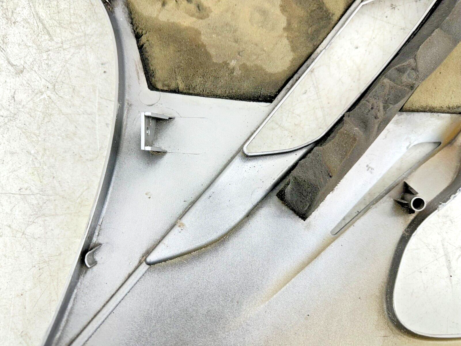 06-12 YAMAHA FJR 1300 Right Side Fairing Cowl Panel Cover