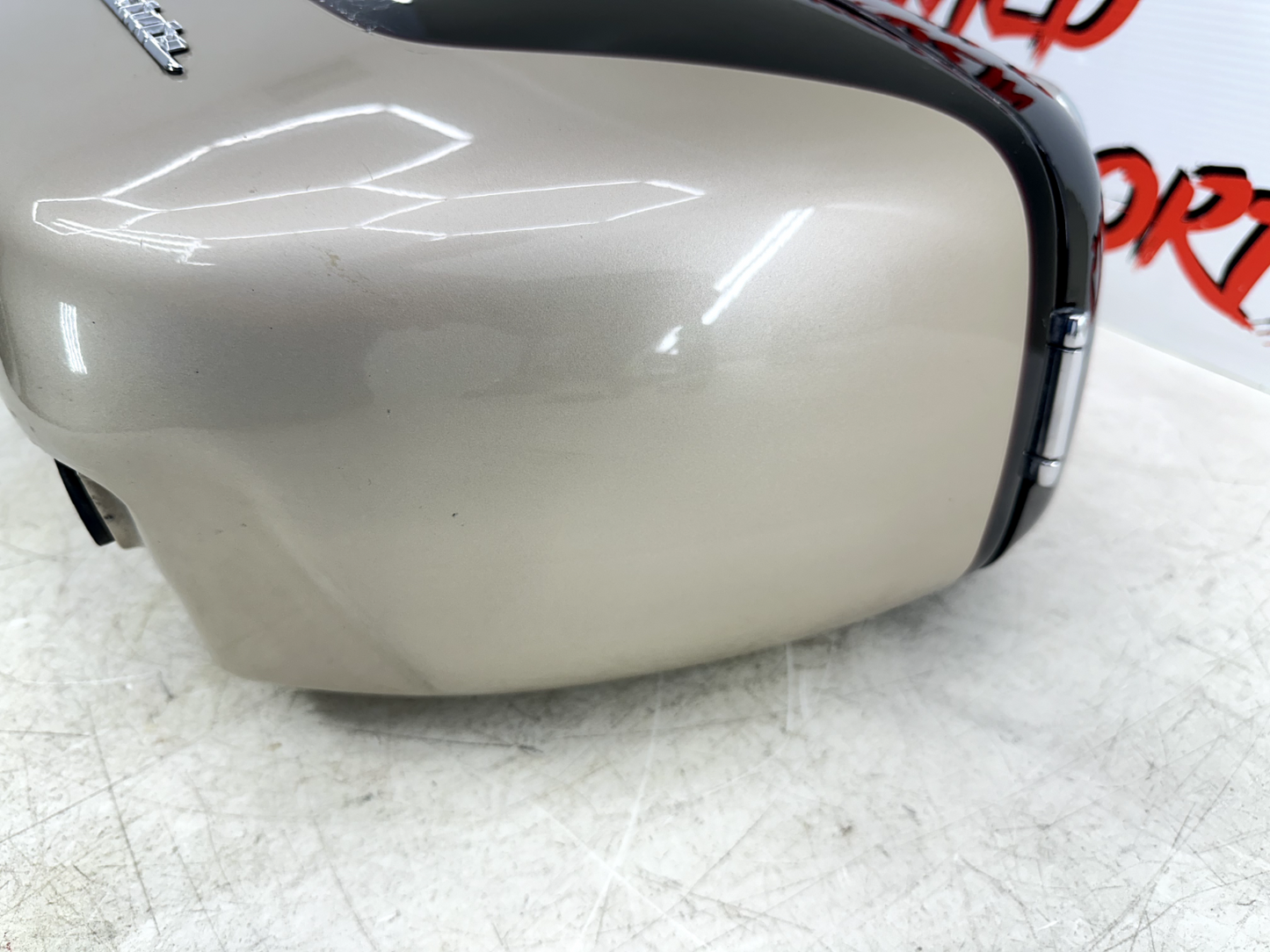 1999 HONDA VALKYRIE INTERSTATE Right Saddlebag w/ Rack + Lid No Cracks