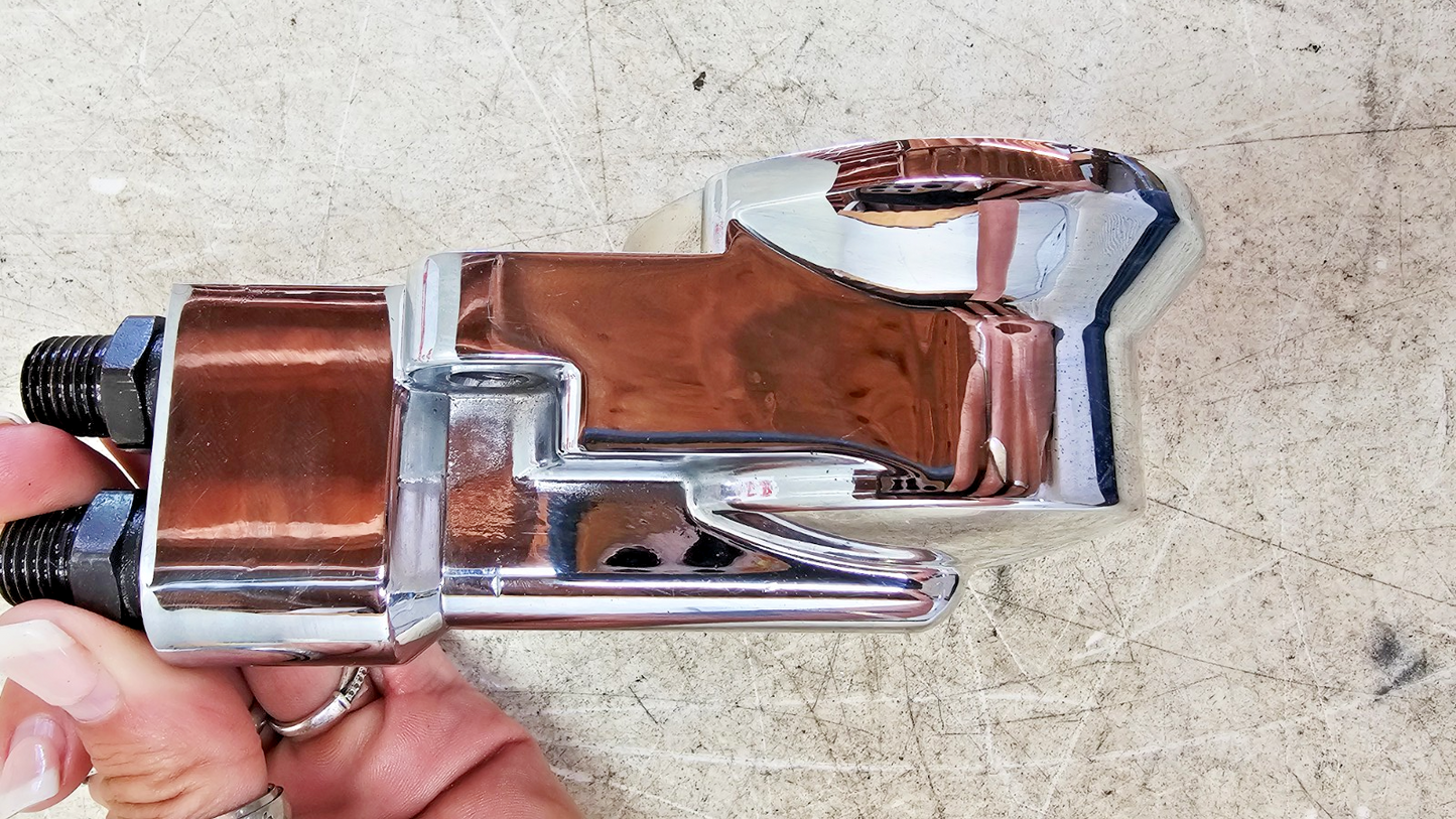 1993 HARLEY SOFTAIL Chrome Engine Motor Oil Filter Mount