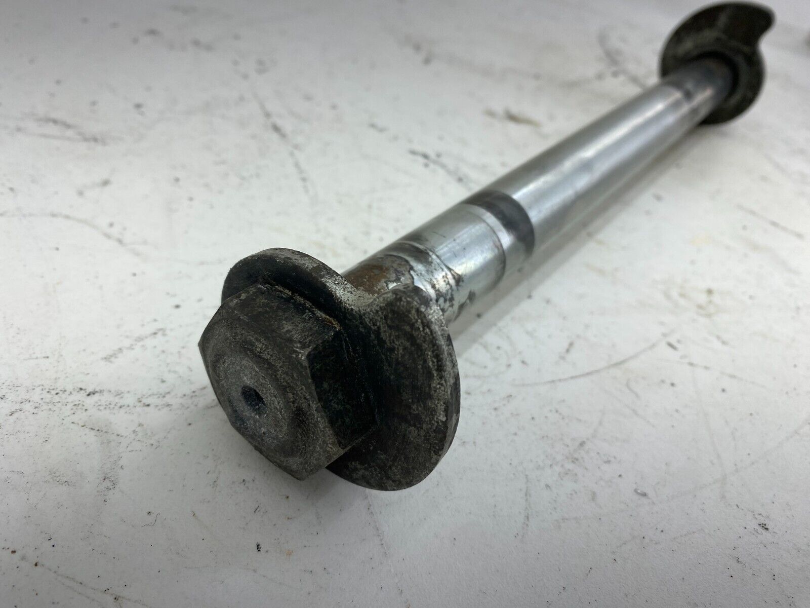 2008 Harley Davidson Electra Glide Rear Axle Bolt Nut Washer