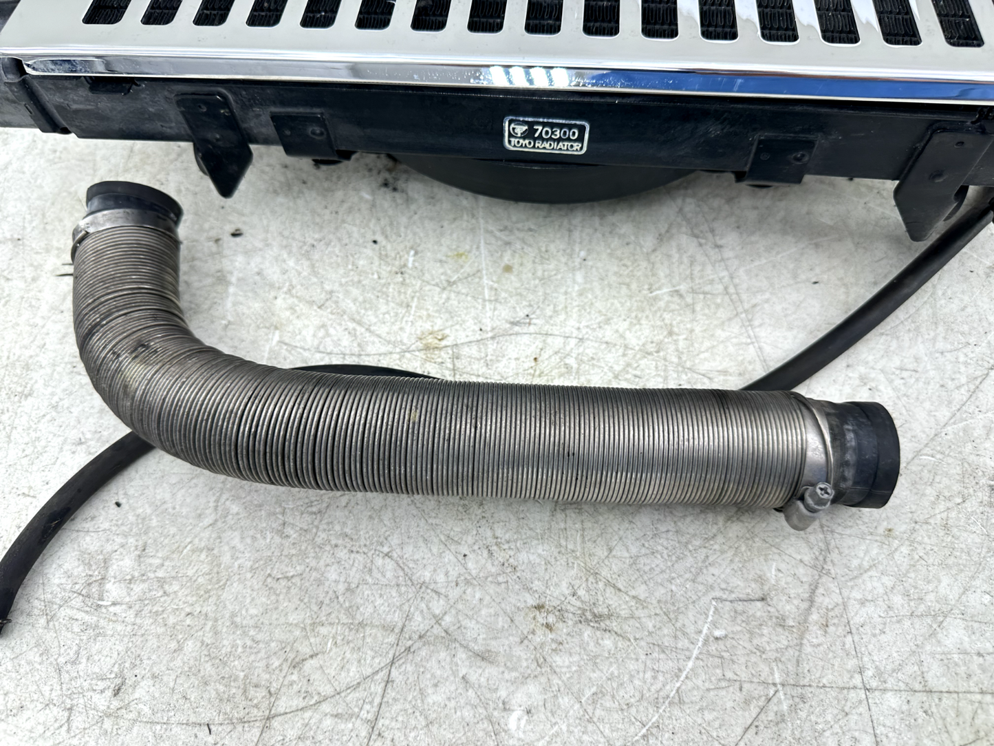 1999 HONDA VALKYRIE INTERSTATE Radiator + Chrome Grill Guard