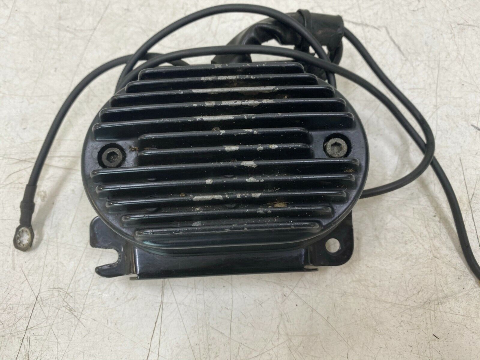 2001 Harley Softail DEUCE Battery Voltage Regulator