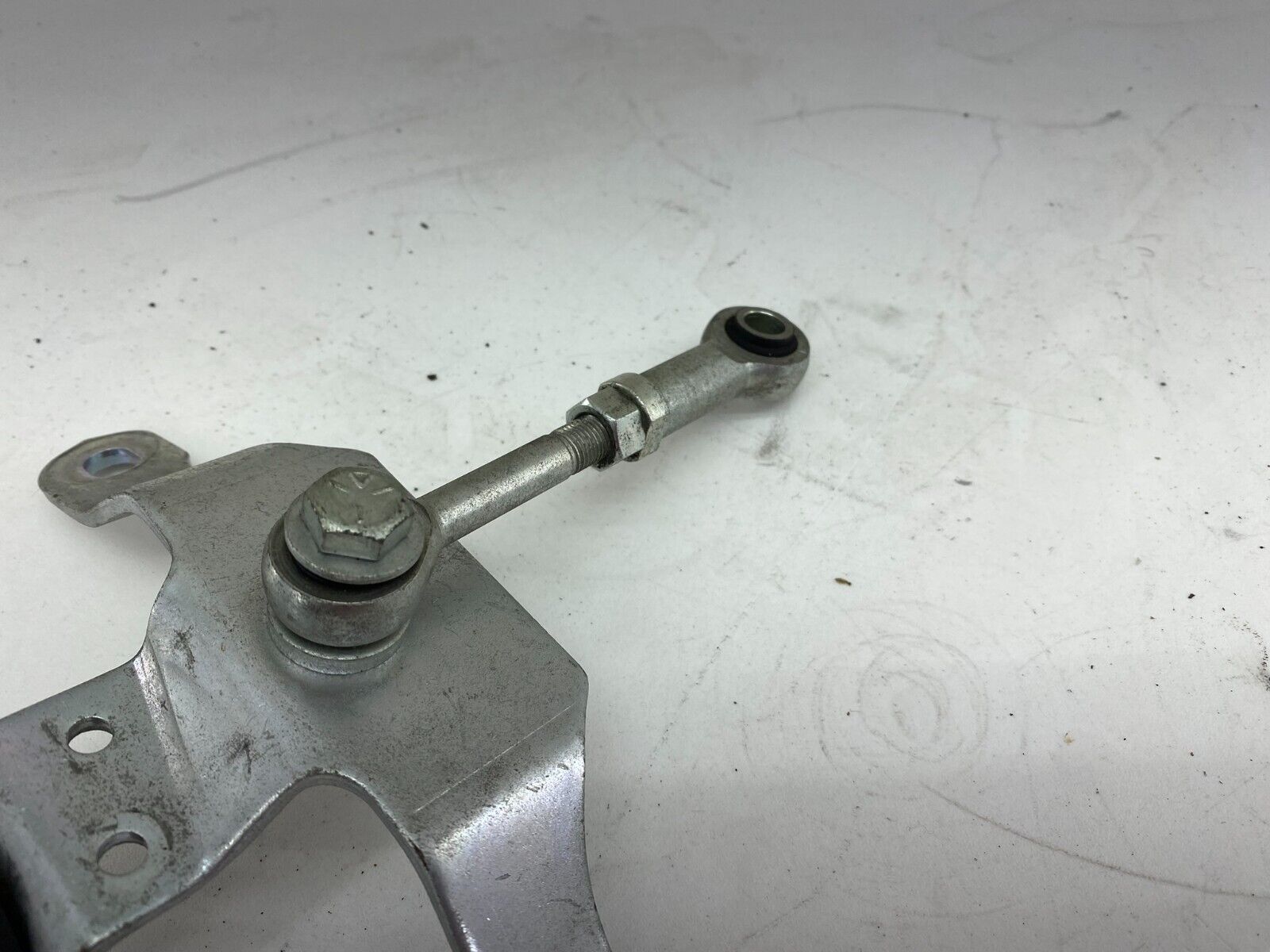 06-17 Harley Davidson Dyna Street Bob Upper Motor Mount Bracket Stay