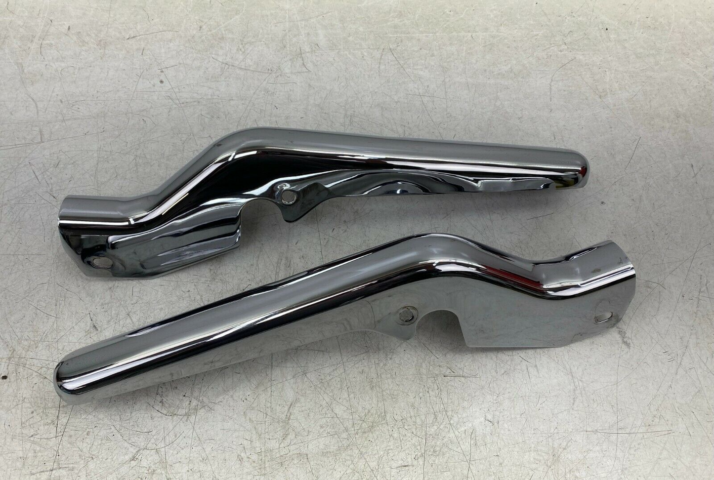 2003 HARLEY DAVIDSON FLH Electra Glide Rear Fender Frame Strut Arm Bar Cover