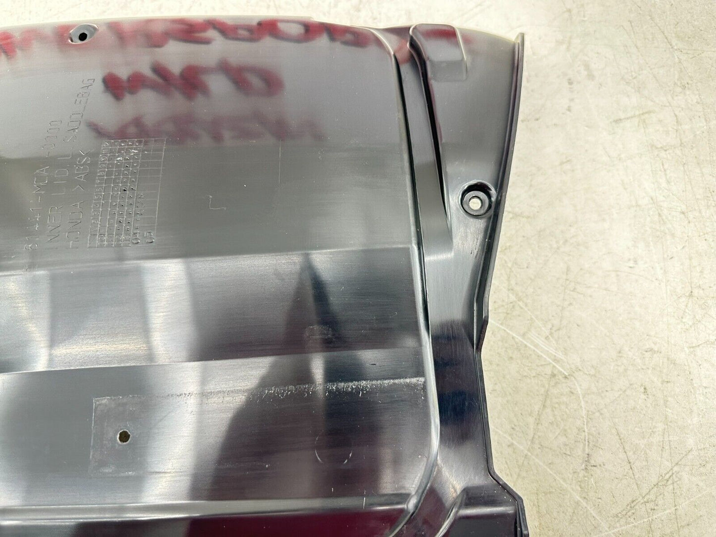 2004 Honda Goldwing GL1800 Left Inner Saddlebag Lid Cover Panel