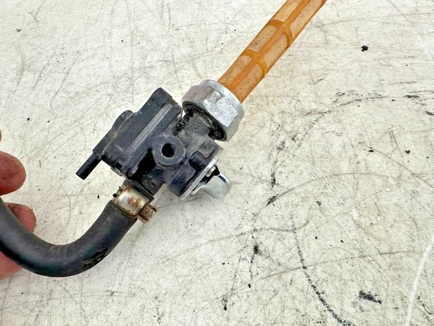 2000 Harley Davidson Sportster Fuel Gas Valve Petcock