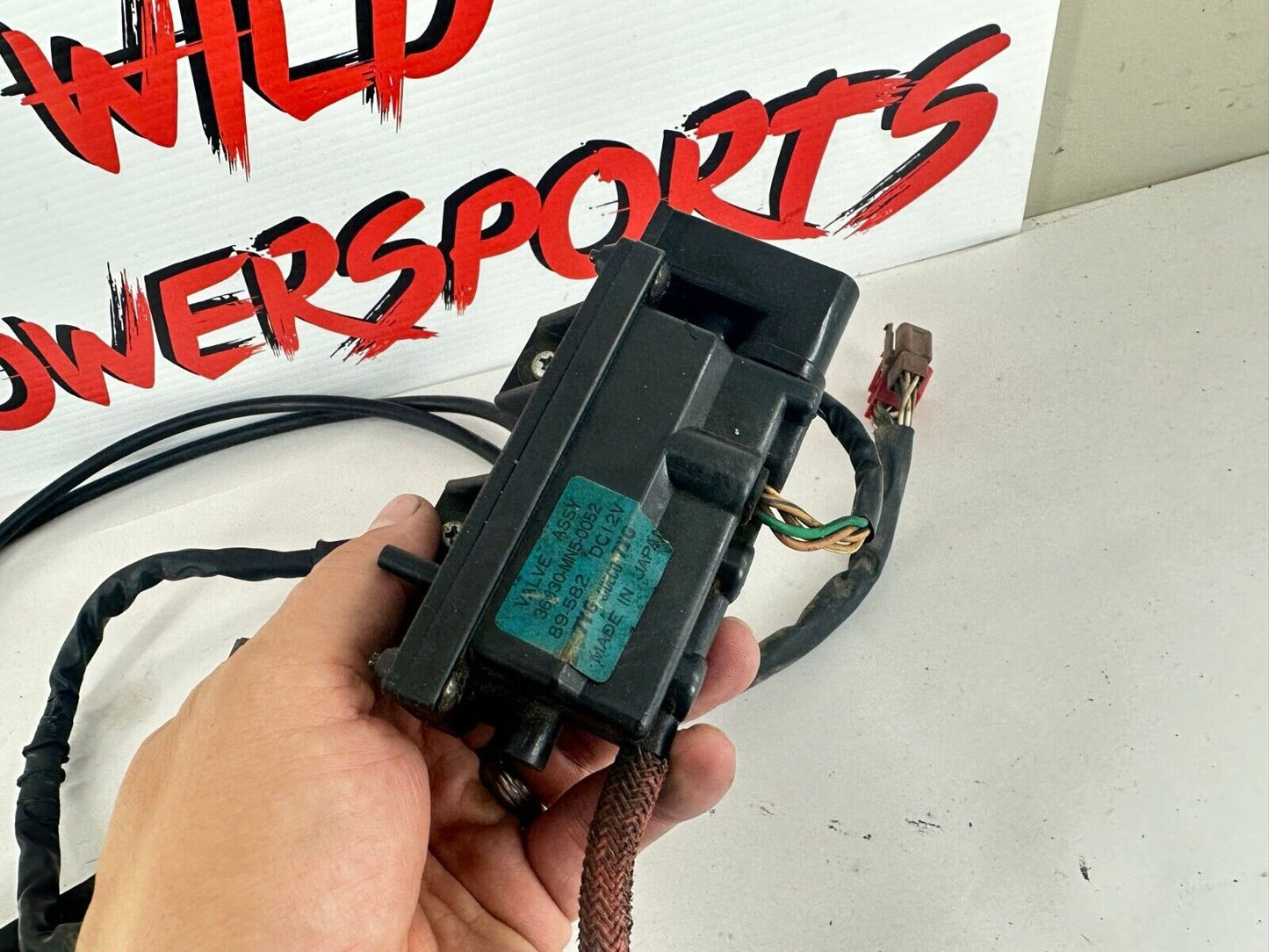 88-00 HONDA GOLDWING GL1500 Right Hand Throttle Controls Switch Housing