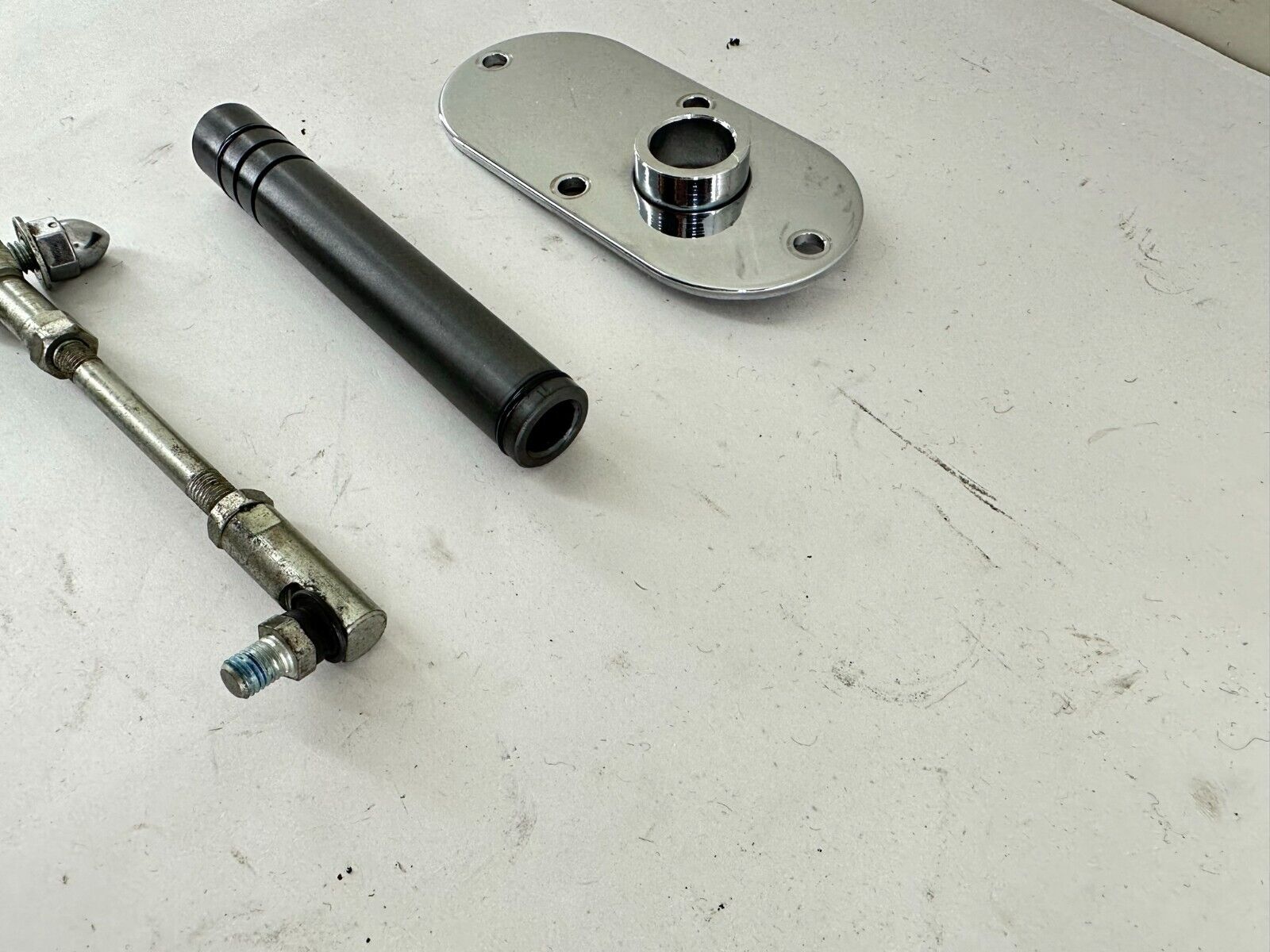 1996 HARLEY DAVIDSON DYNA MID CONTROL LEFT SIDE SHIFT LINKAGE PRIMARY HOLE
